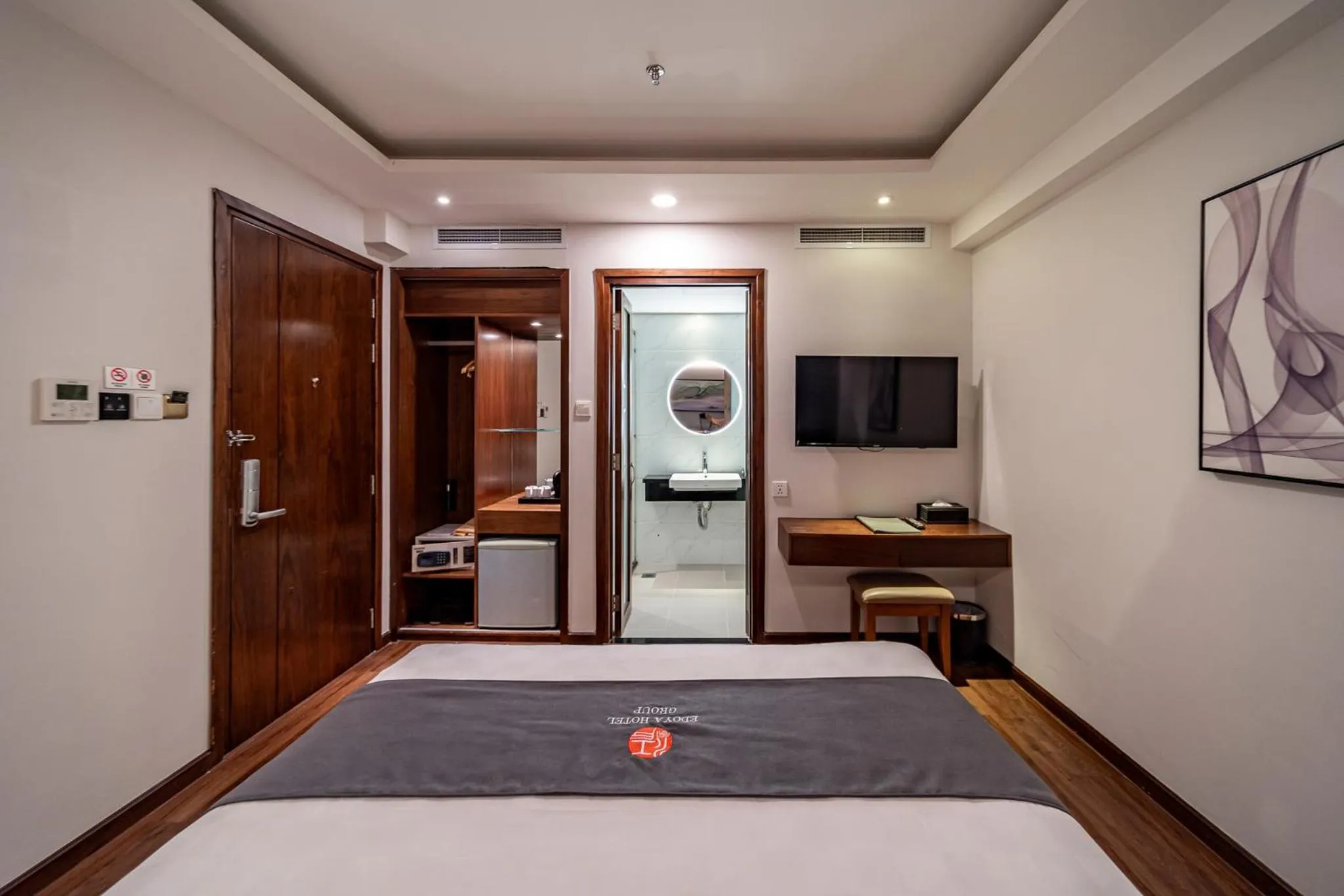 Bed in Edoya Hotel Ben Thanh