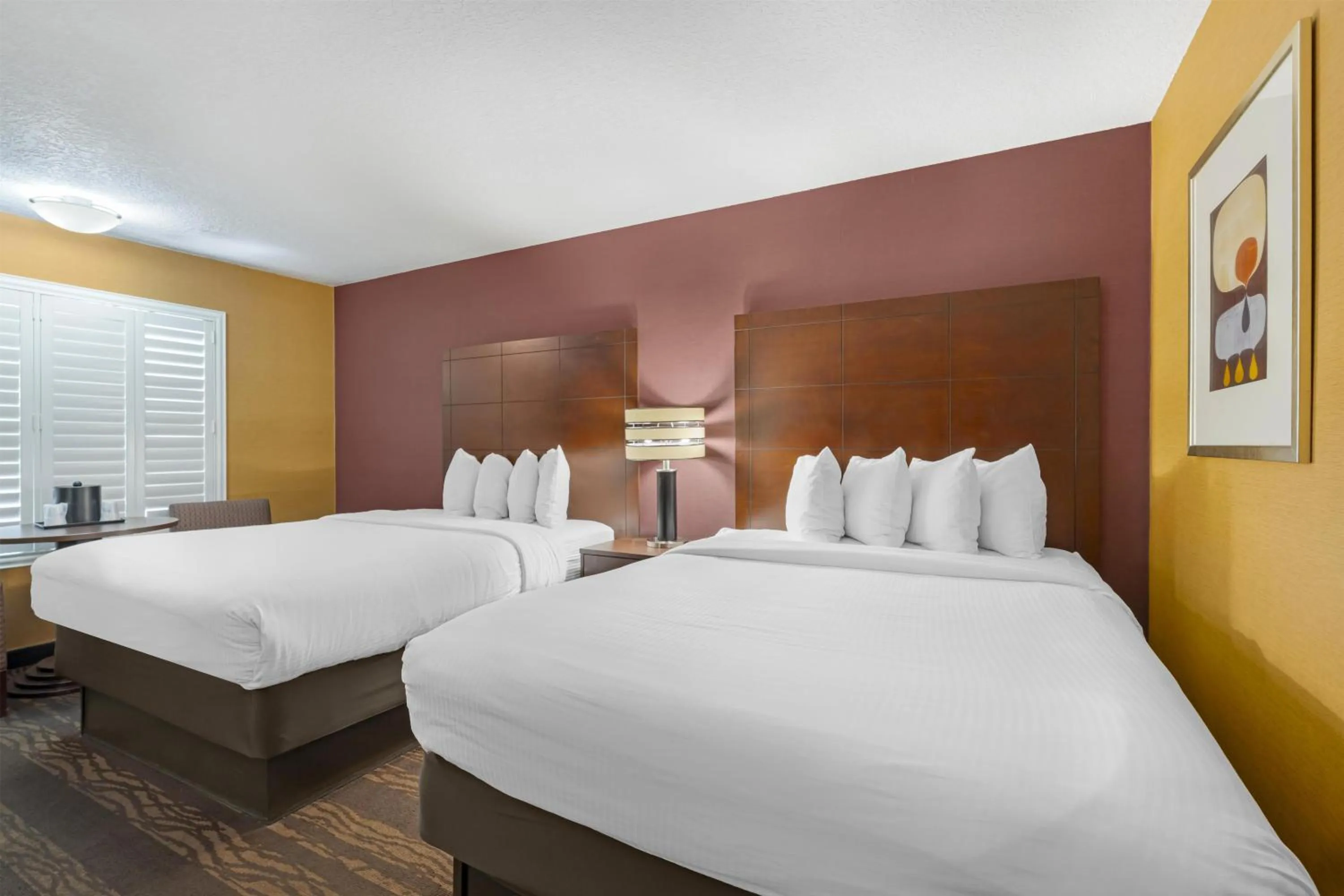 Bedroom, Bed in Best Western Plus Stovall's Inn