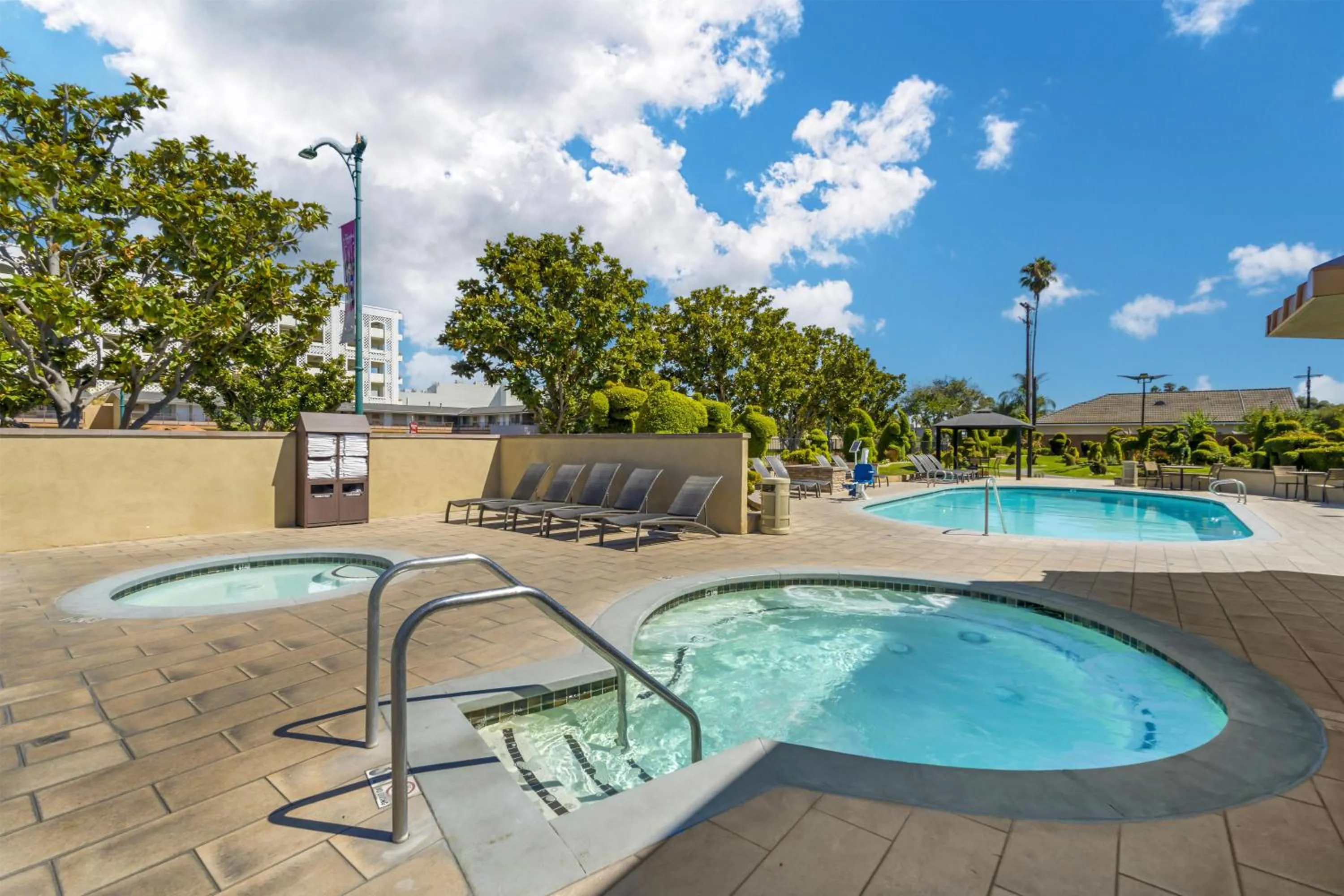 Pool view in Best Western Plus Stovall's Inn