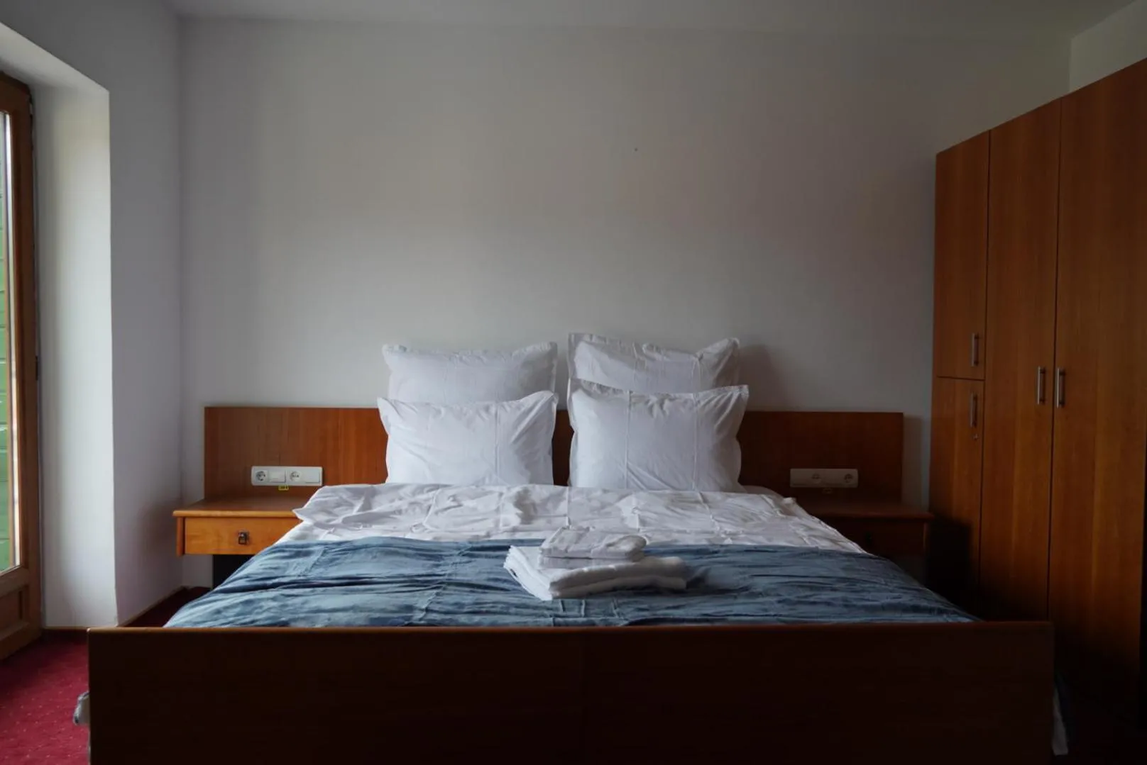 Bed in Pensiunea Kalinder