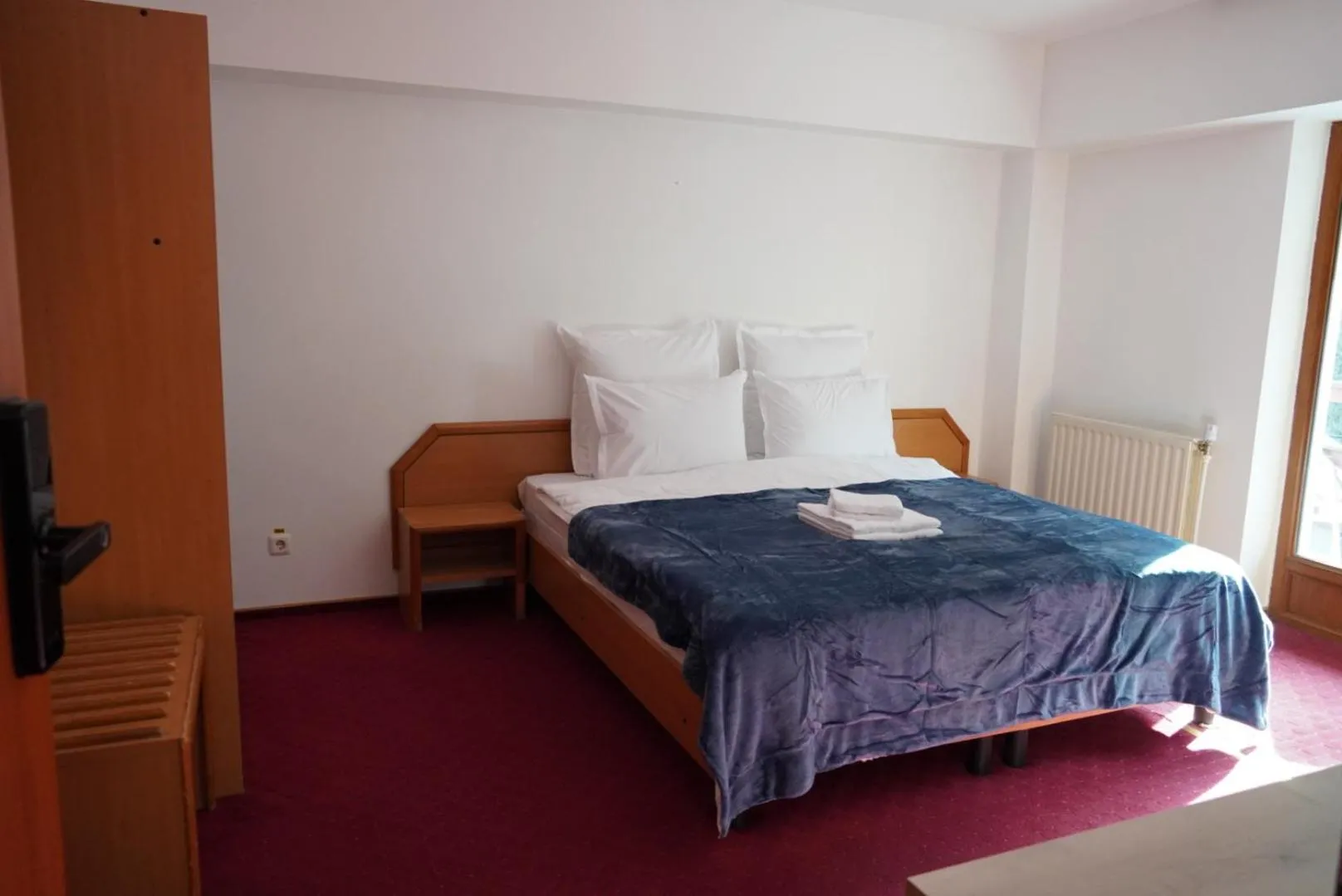 Bed in Pensiunea Kalinder