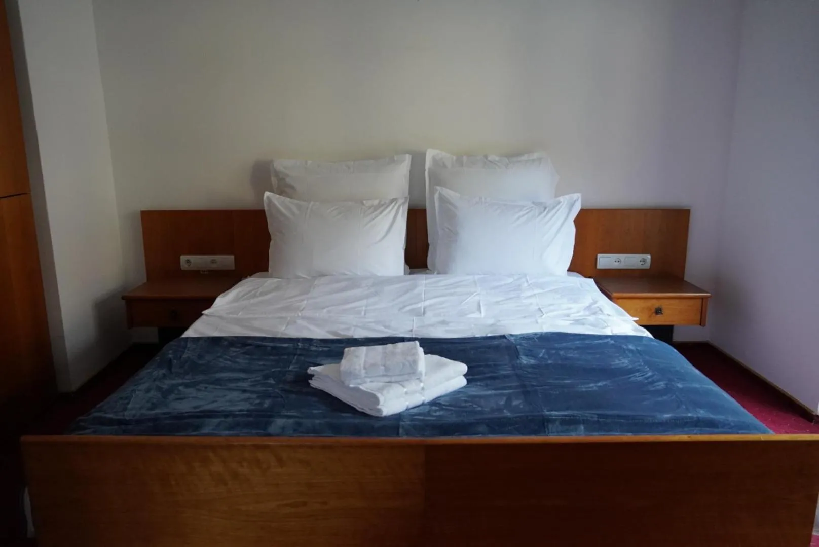 Bed in Pensiunea Kalinder