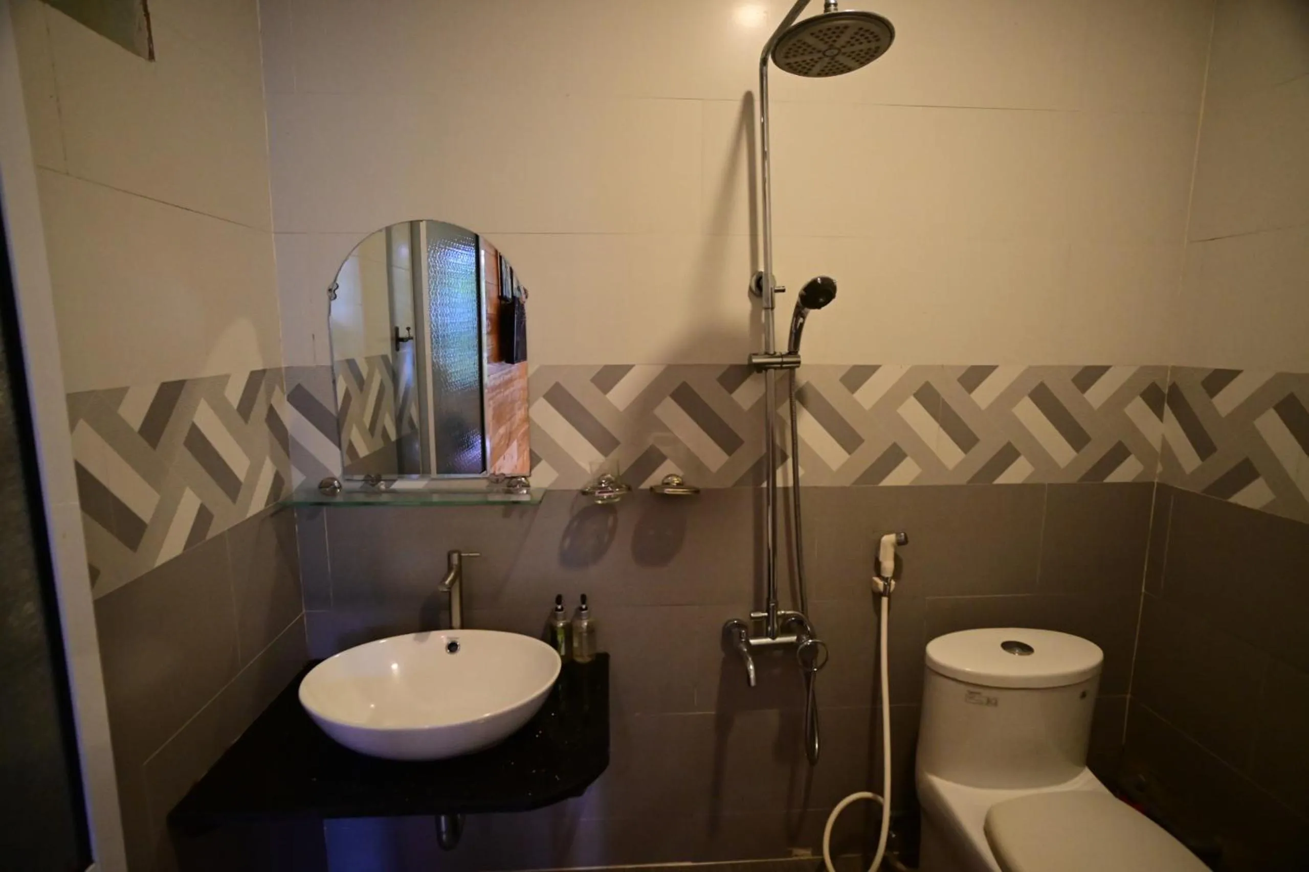 Shower in Little Home Homestay