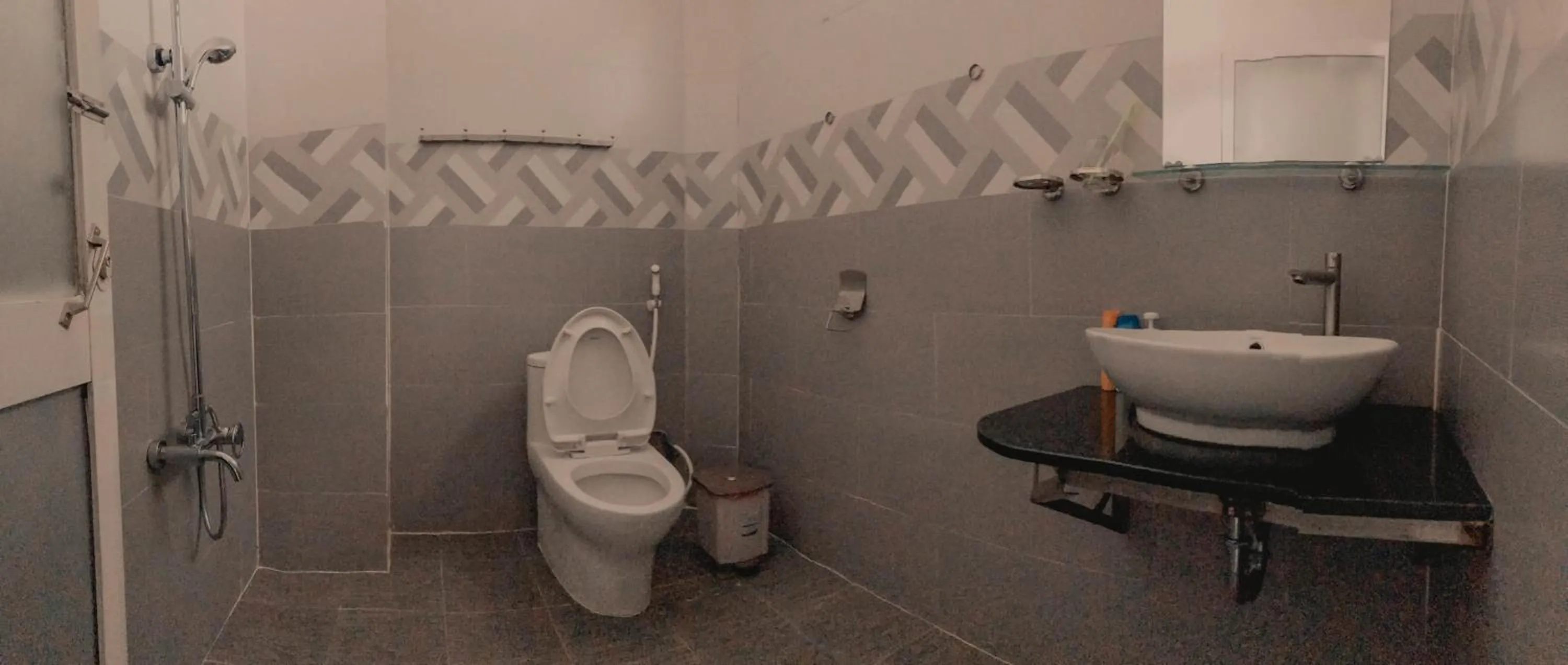 Bathroom in Little Home Homestay