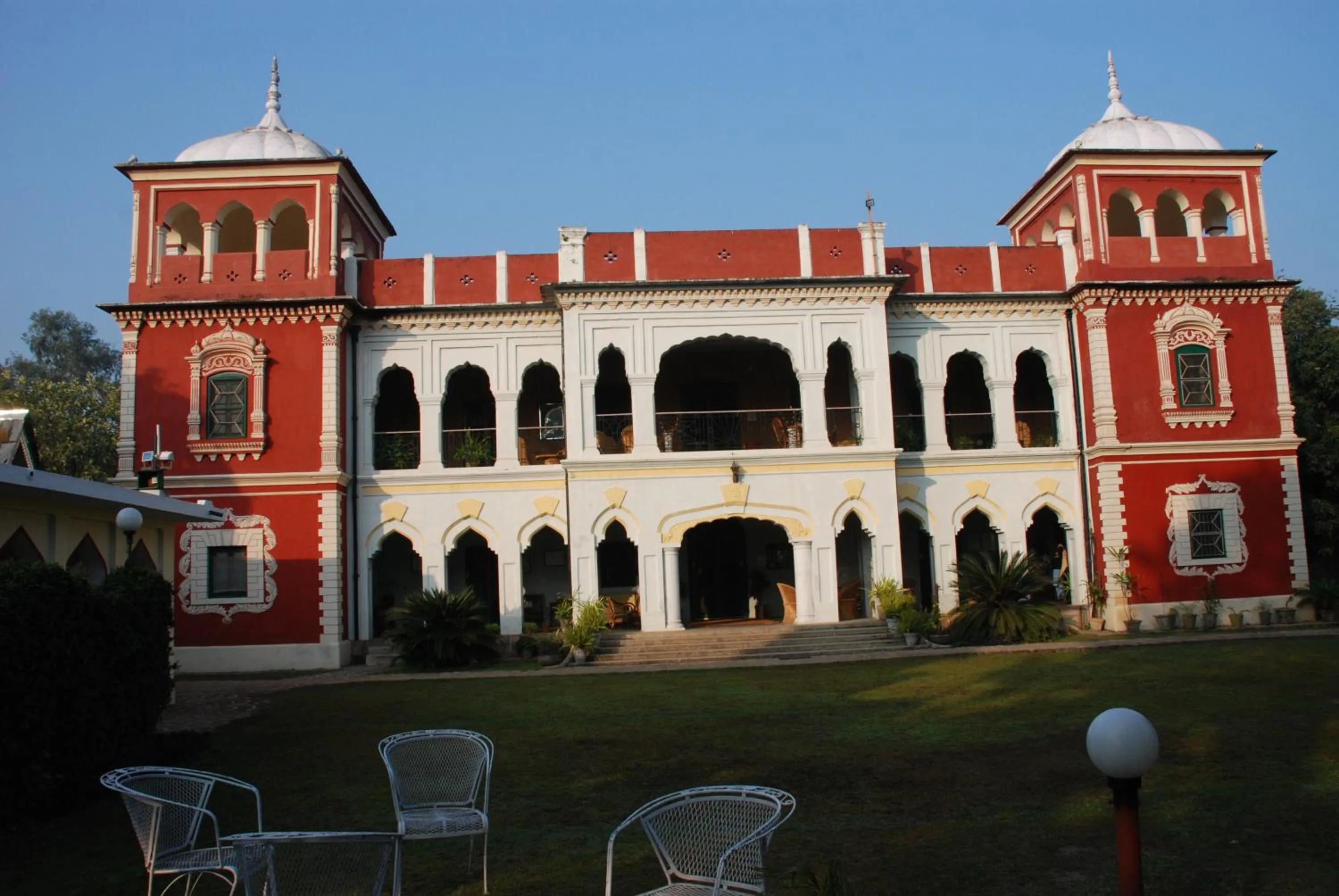 Property building in WelcomHeritage Judges Court
