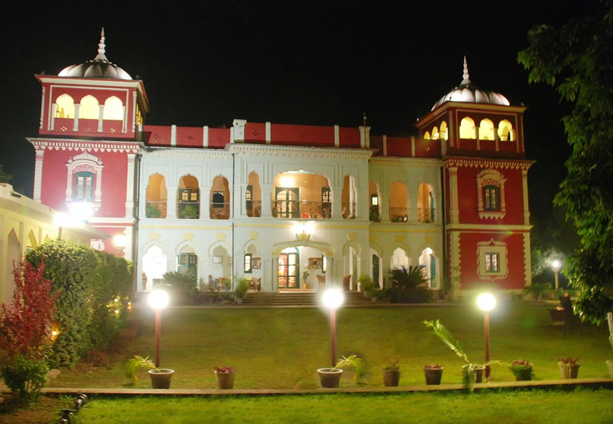 Property building in WelcomHeritage Judges Court