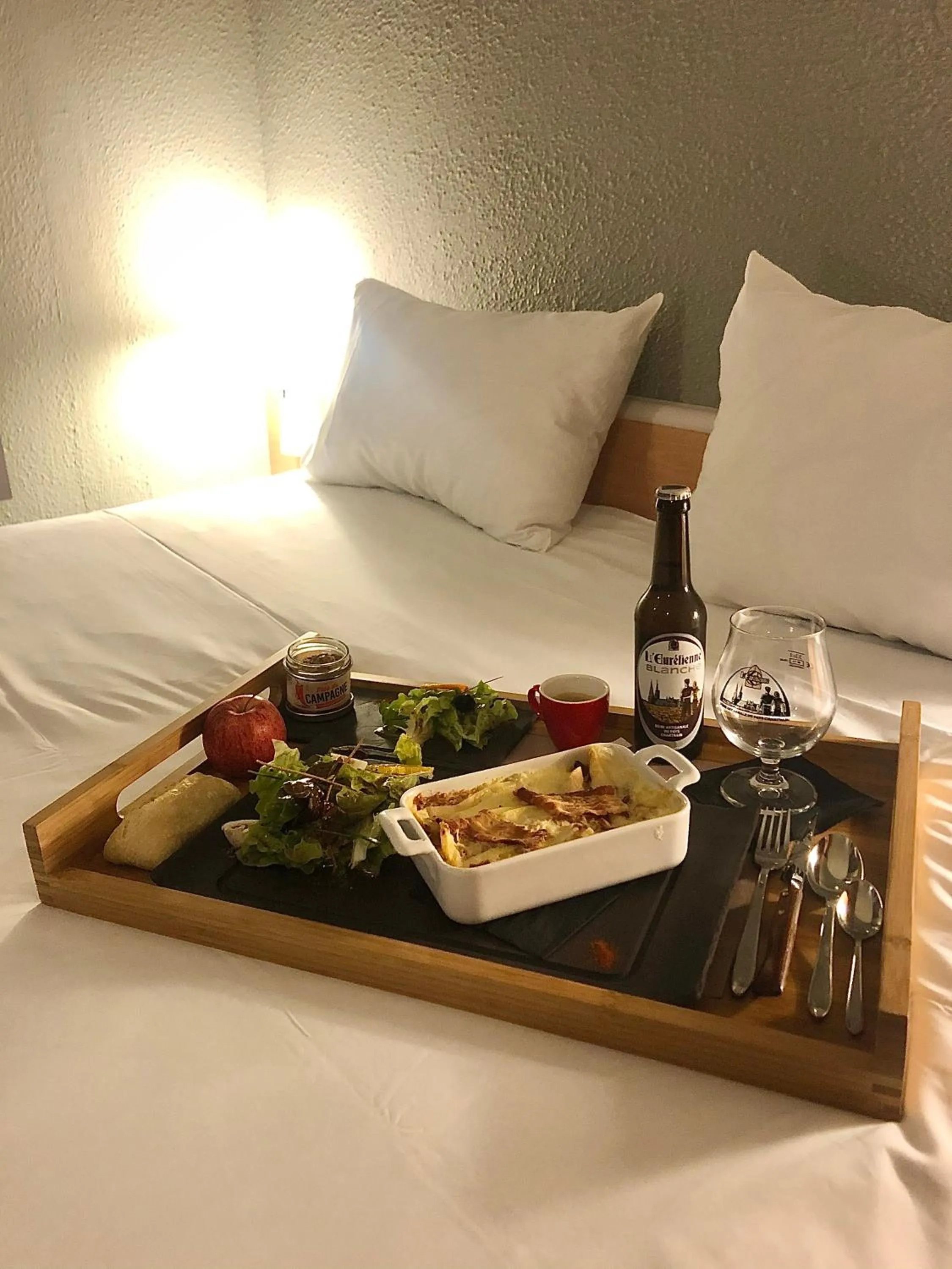 Dinner, Bed in ibis Chartres Ouest Luce