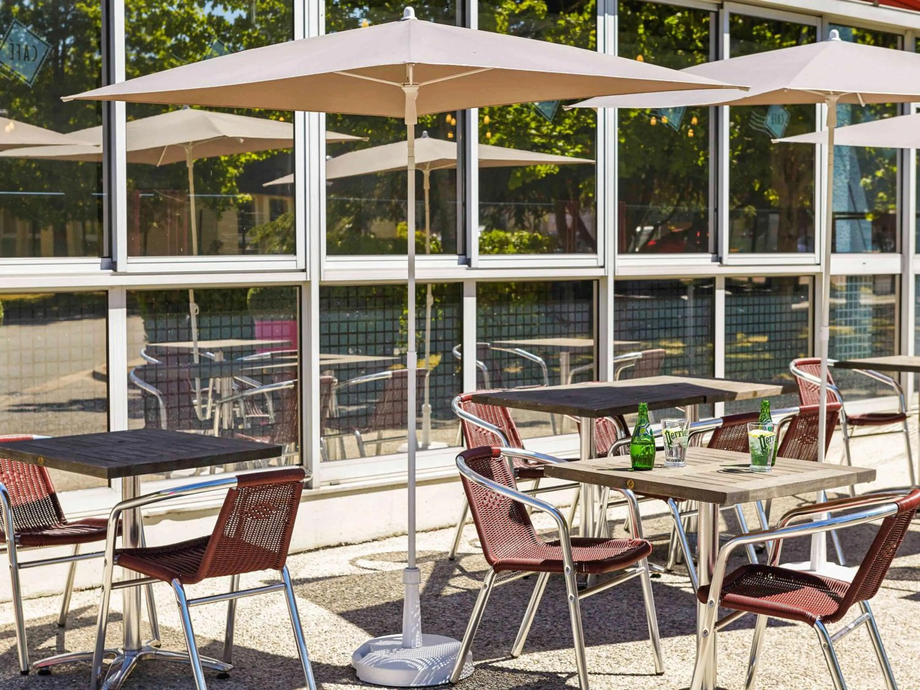 Restaurant/places to eat in ibis Chartres Ouest Luce
