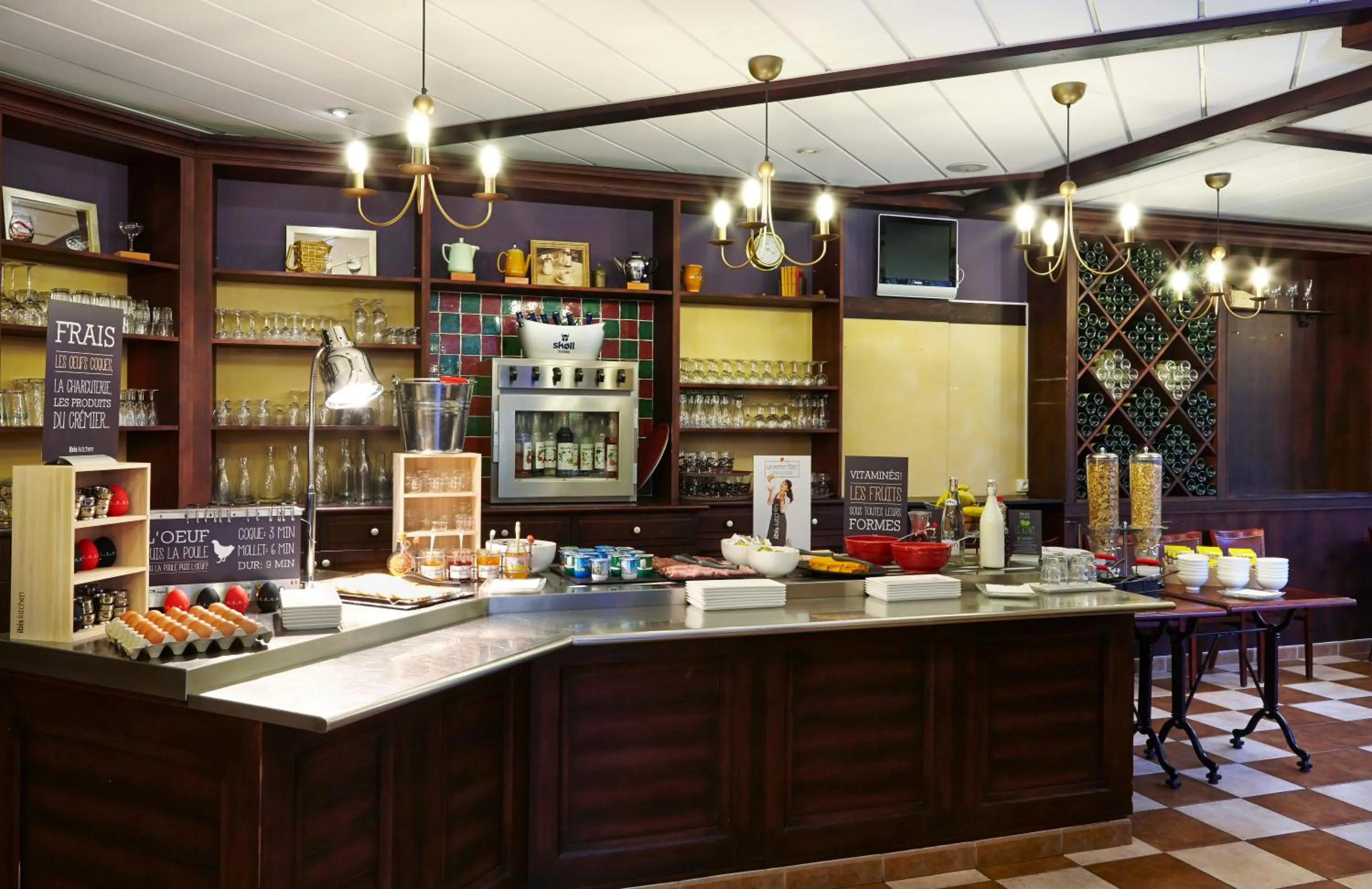 Food and drinks in ibis Chartres Ouest Luce