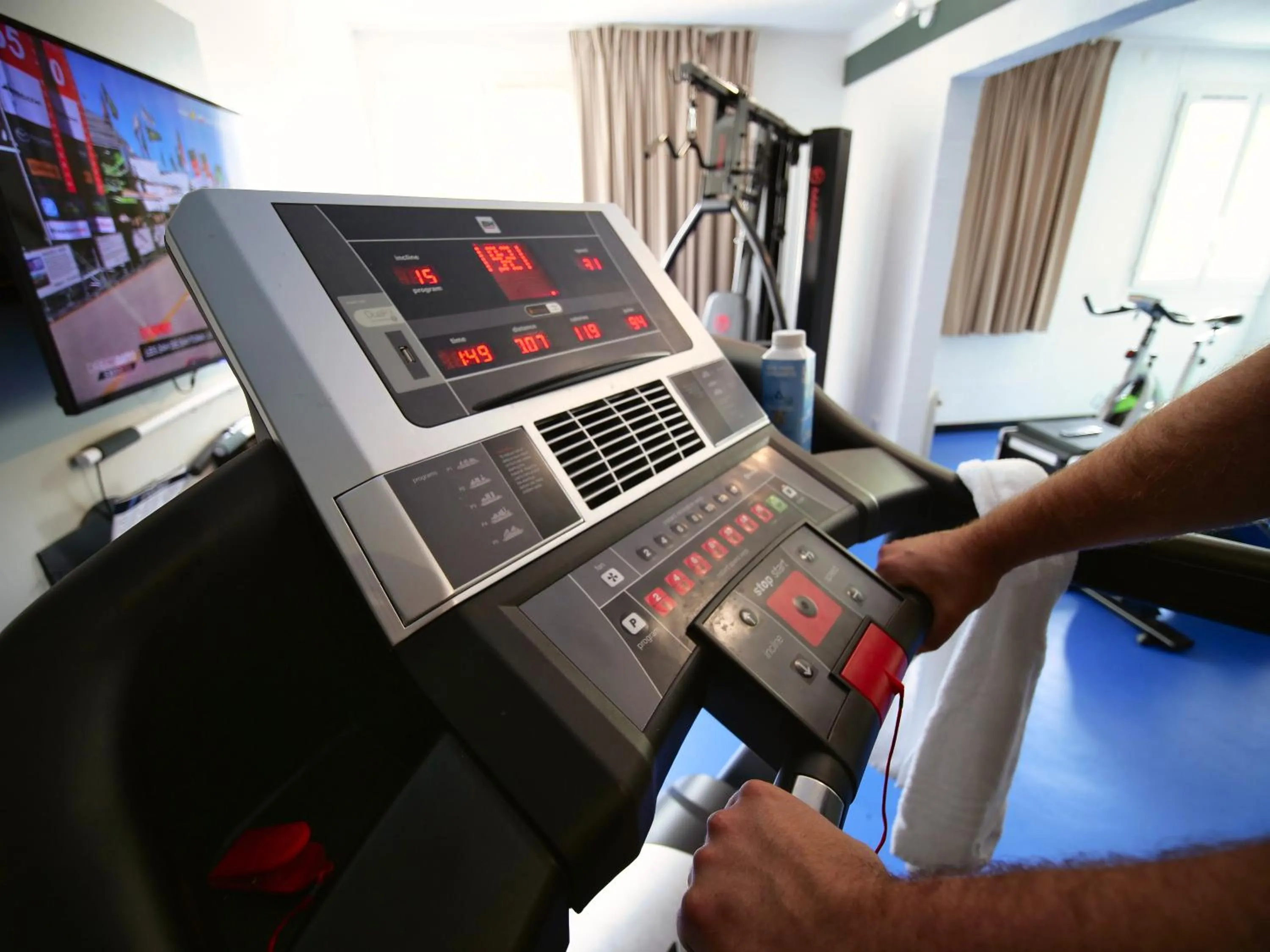 Fitness centre/facilities in ibis Chartres Ouest Luce