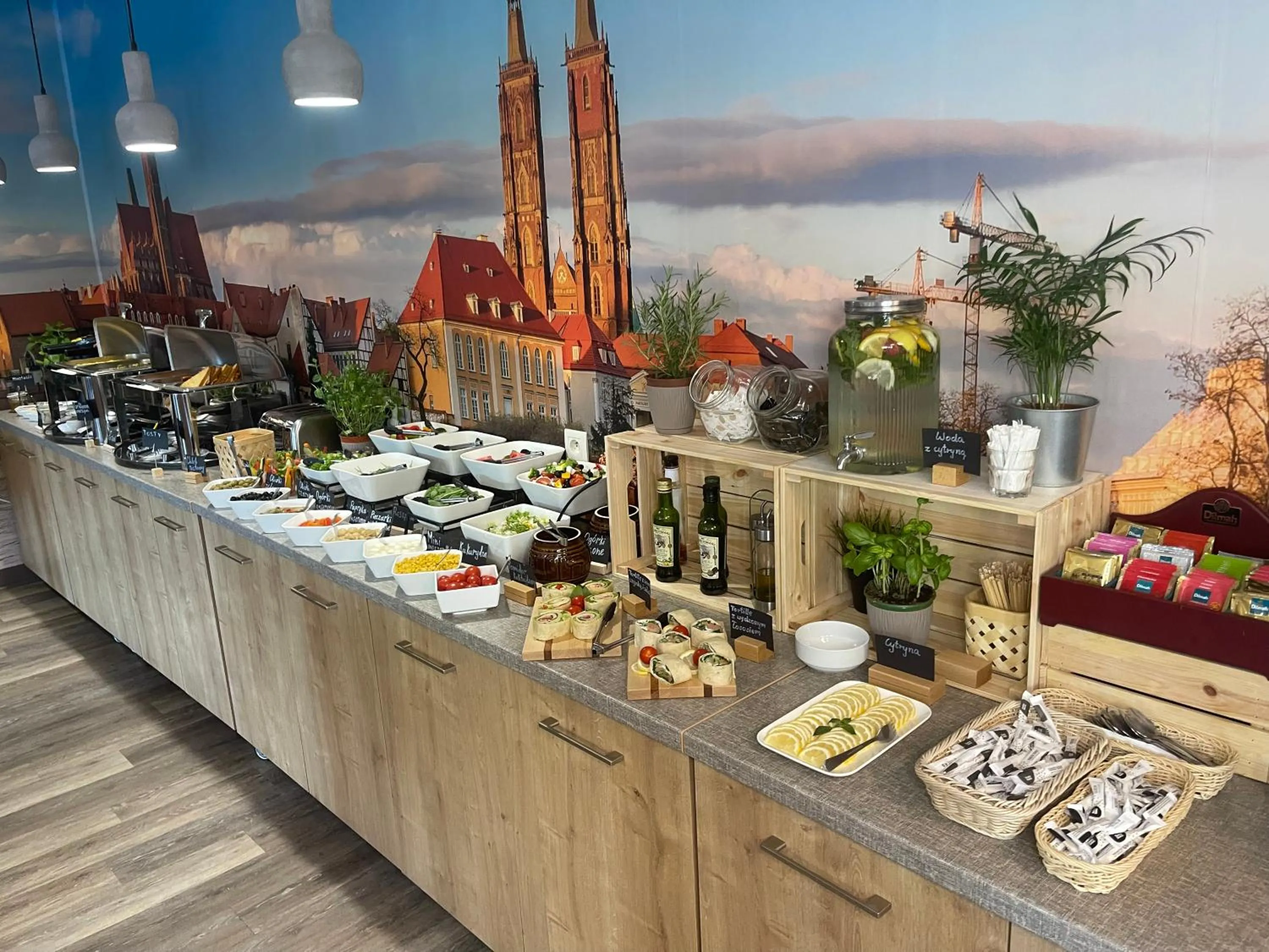 Buffet breakfast in Boutique Hotel's Kwiska - Legnicka