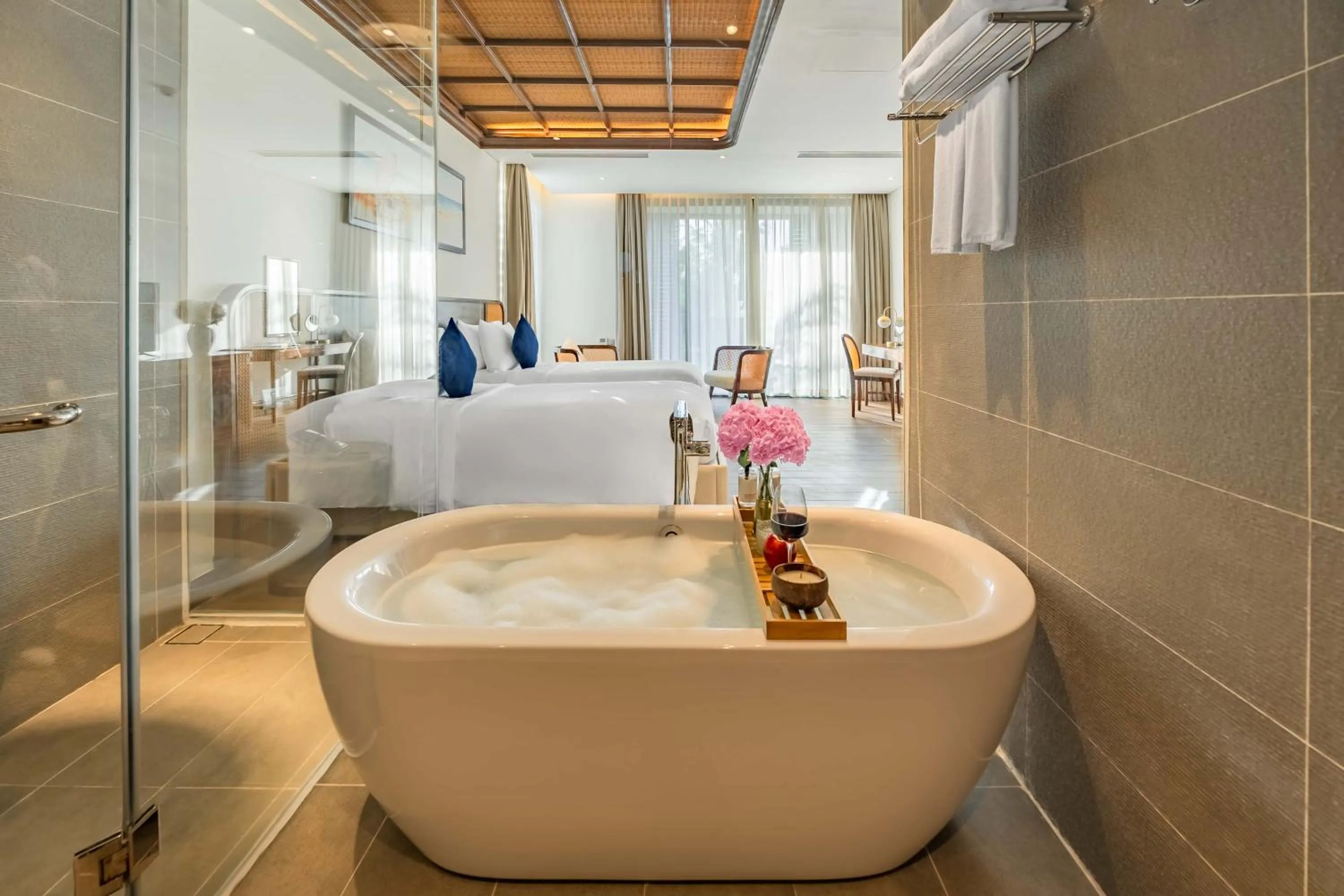 Bath in Best Western Premier Sonasea Phu Quoc