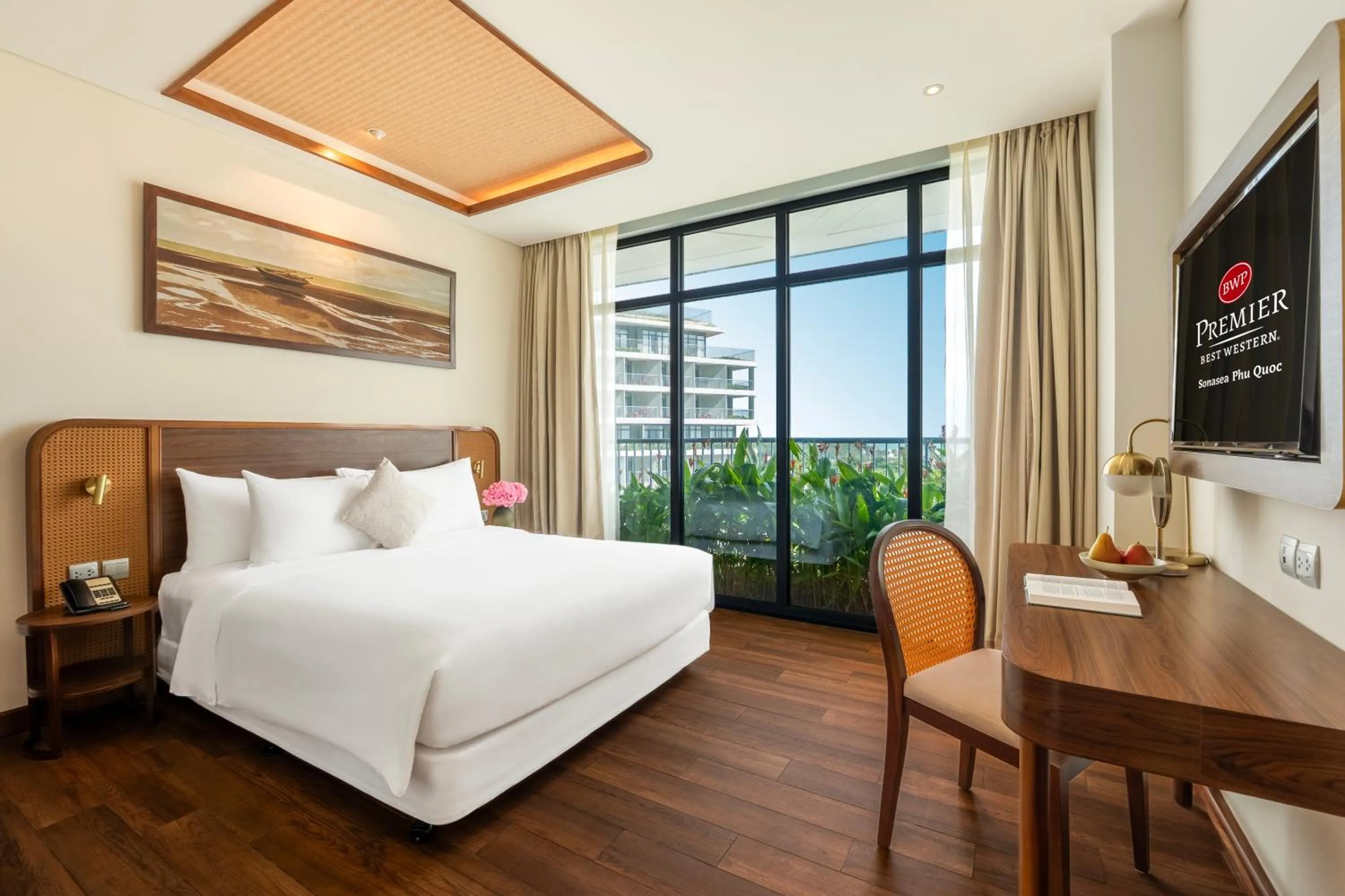 Bedroom, Bed in Best Western Premier Sonasea Phu Quoc