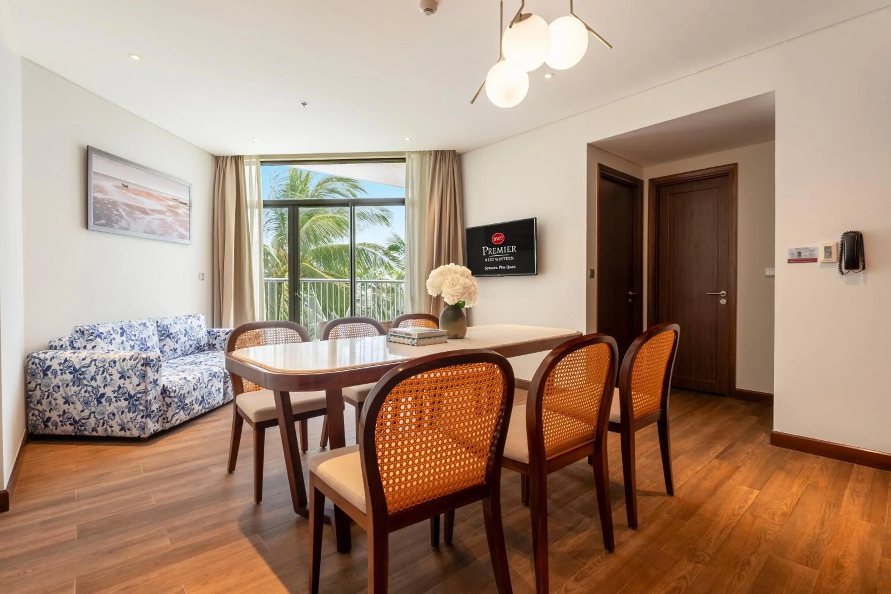 Living room in Best Western Premier Sonasea Phu Quoc