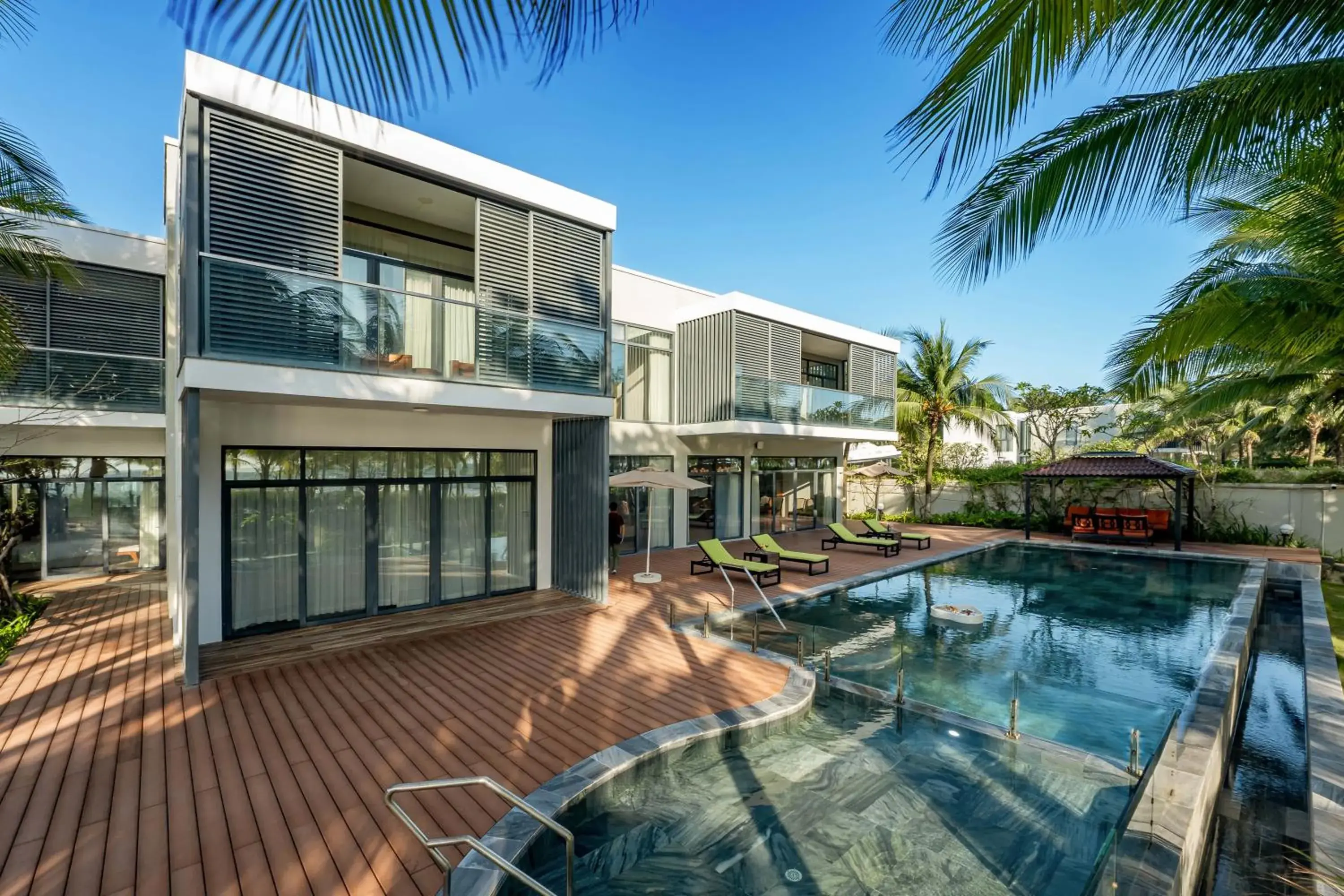 Five-Bedroom Presidential Villa with Three King Beds and Four Single Beds - Private Pool/Beach Front in Best Western Premier Sonasea Phu Quoc Five-Bedroom Presidential Villa with Three King Beds and Four Single Beds - Private Pool/Beach Front in Best Western Premier Sonasea Phu Quoc