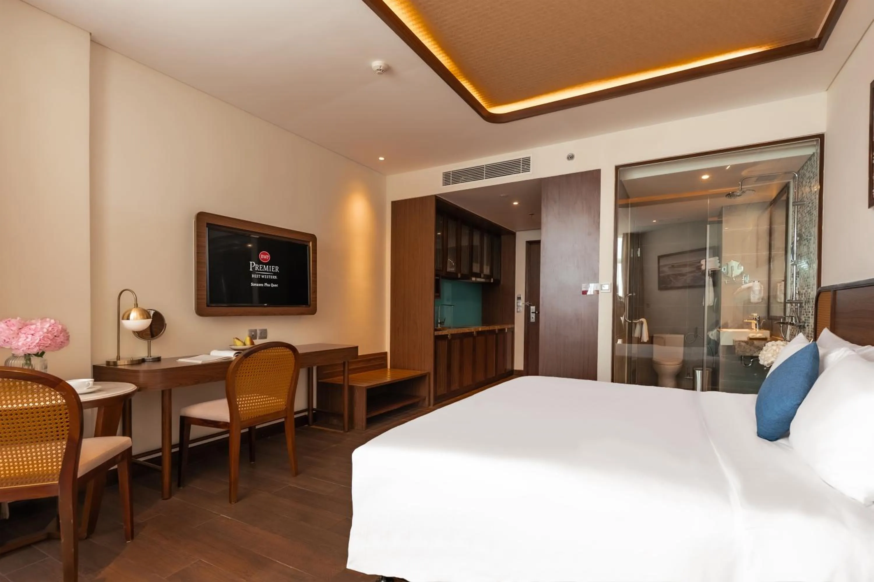 Bedroom, Bed in Best Western Premier Sonasea Phu Quoc