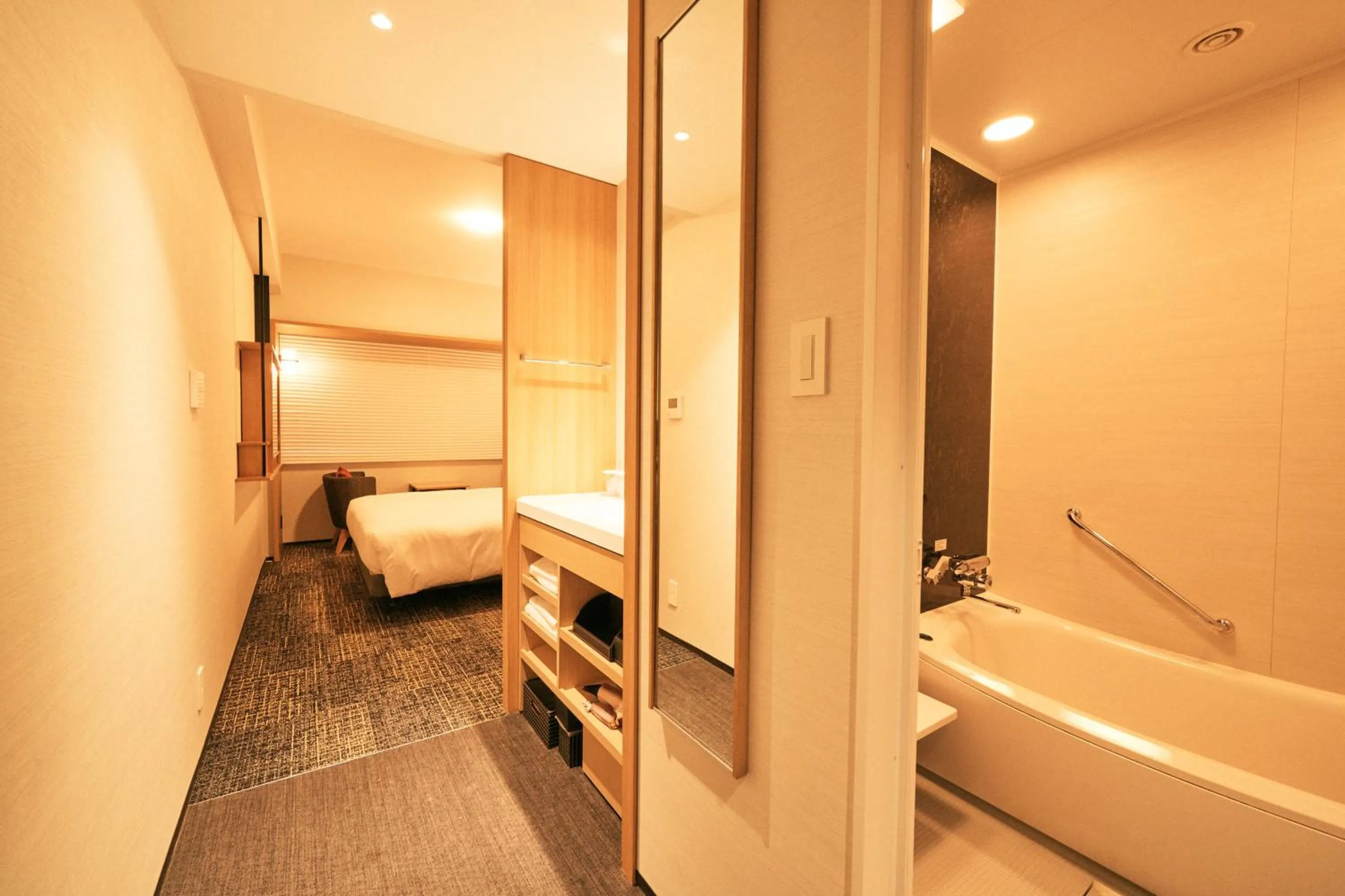 Bathroom, Bed in Richmond Hotel Premier Kyoto Ekimae