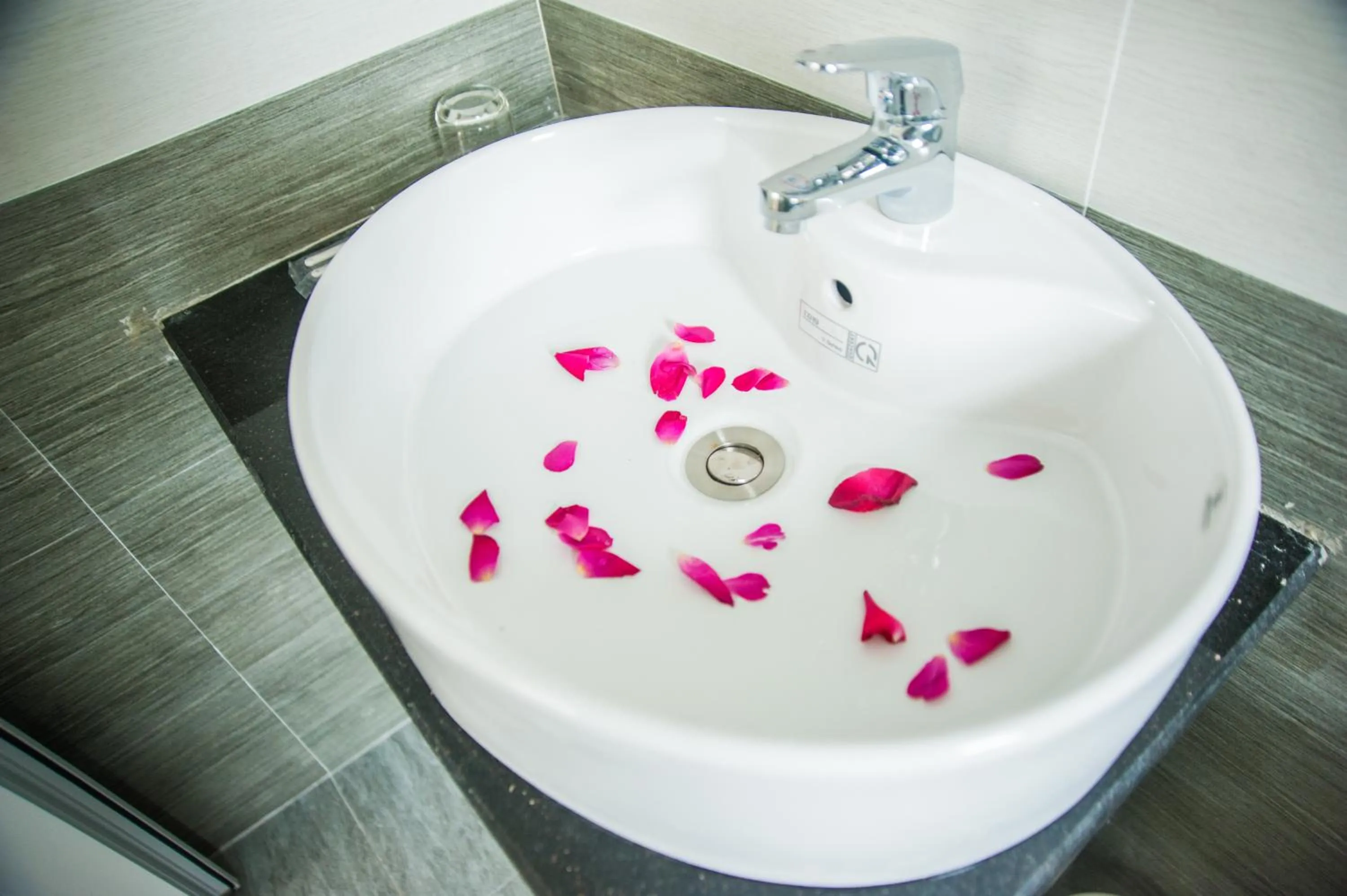 Bath in Hue Four Seasons Hotel