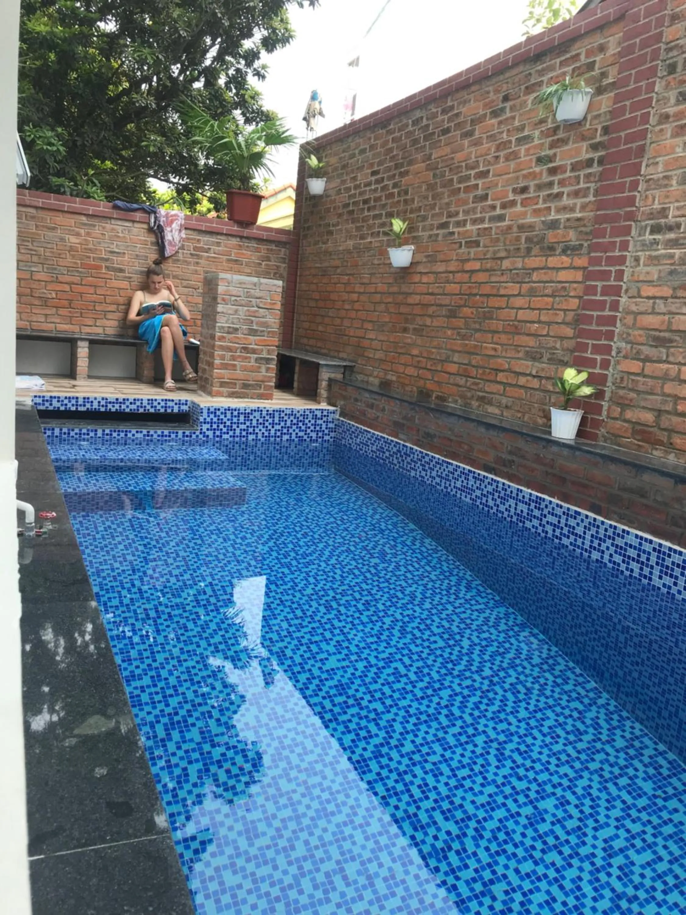Pool view in Hue Four Seasons Hotel
