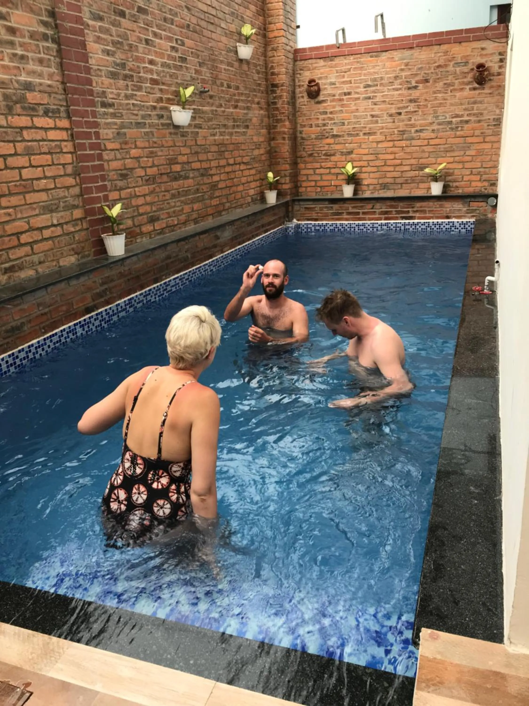 Pool view in Hue Four Seasons Hotel