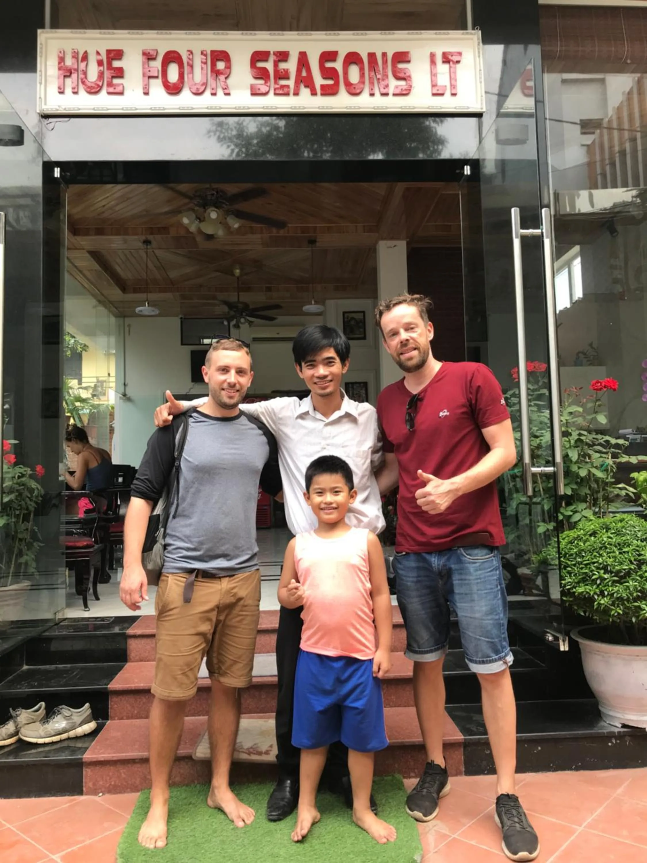 People in Hue Four Seasons Hotel