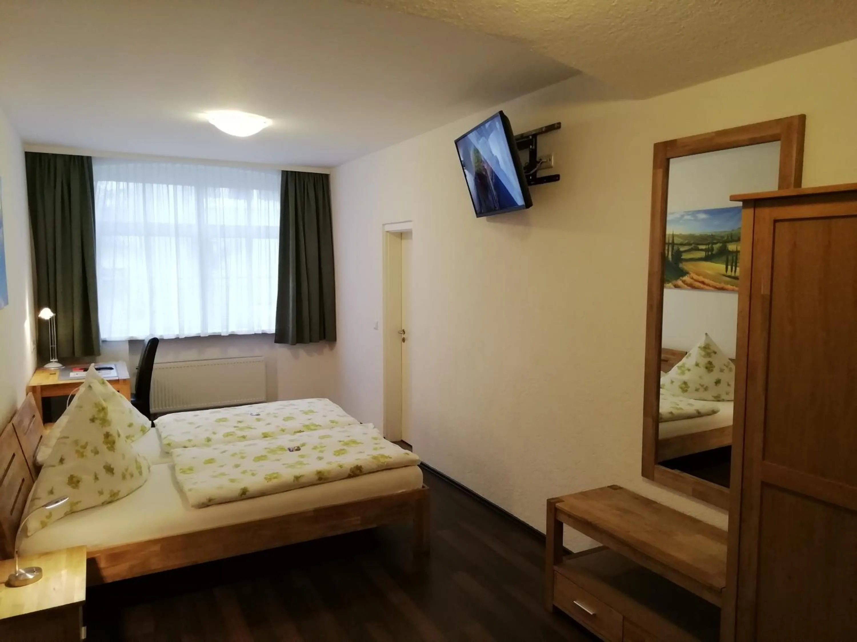 Bedroom, Bed in Isenburger Hof