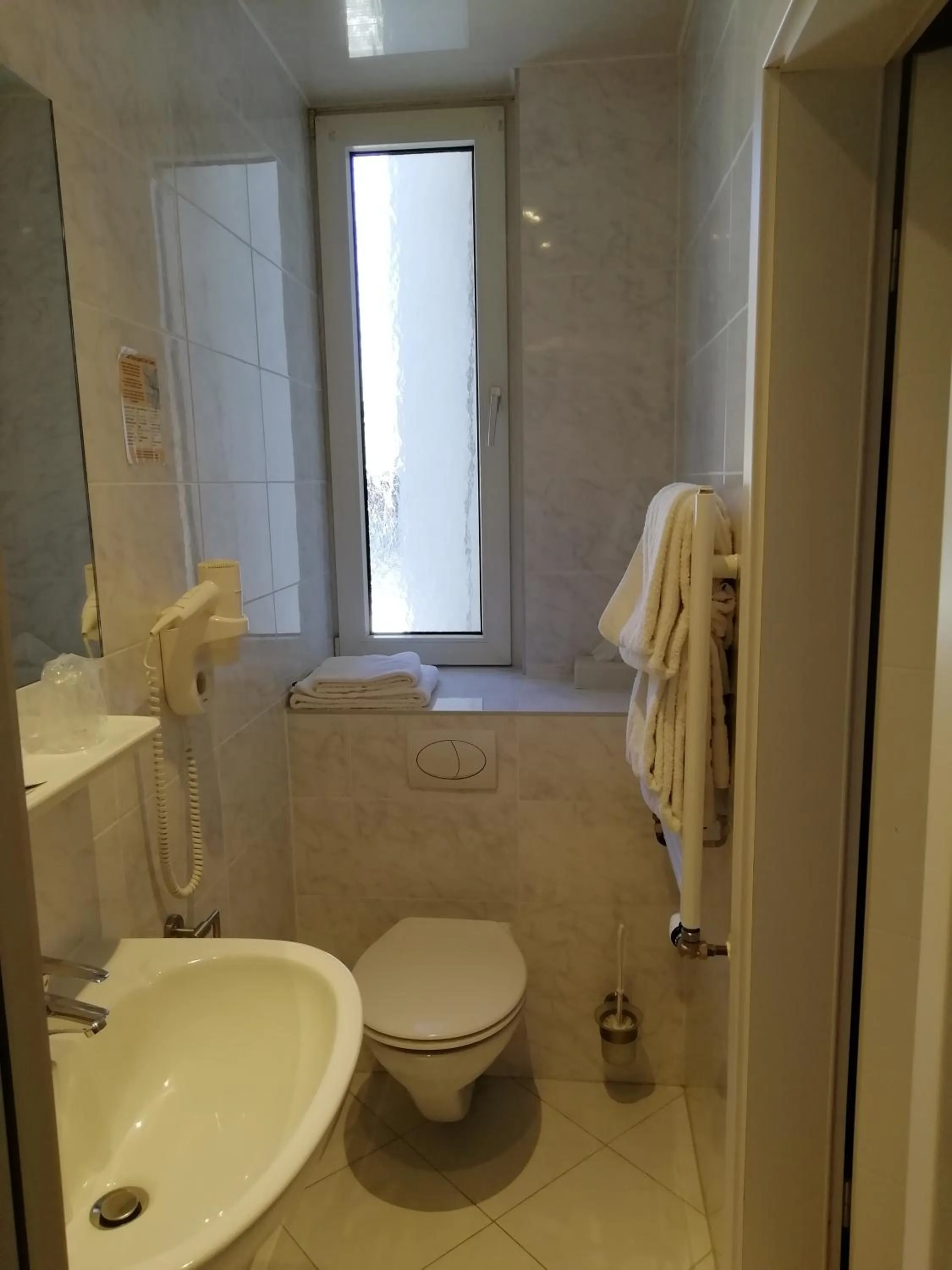 Bathroom in Isenburger Hof