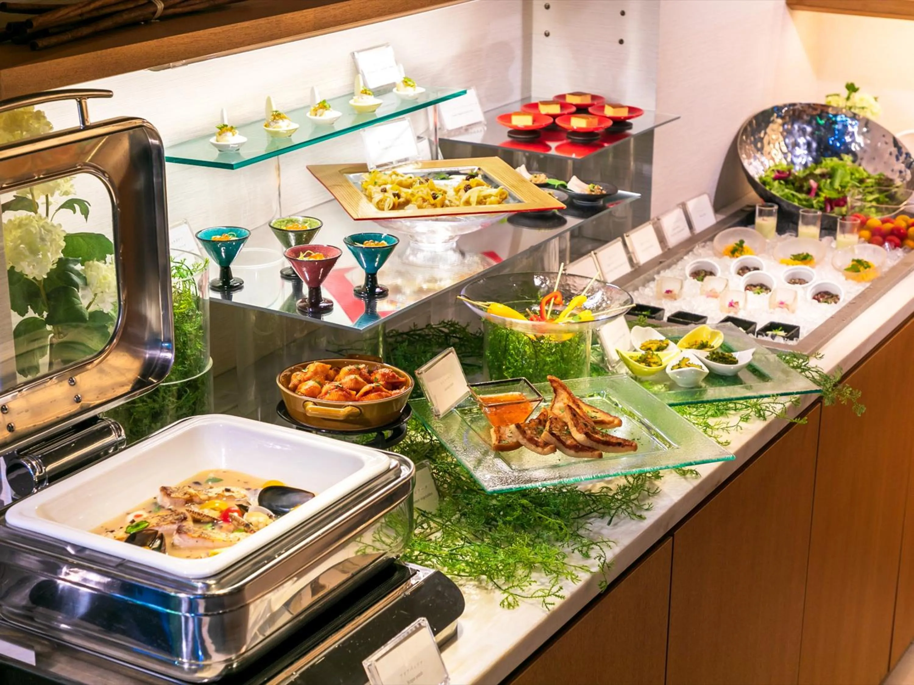 Breakfast in barhotel Hakone Kazan