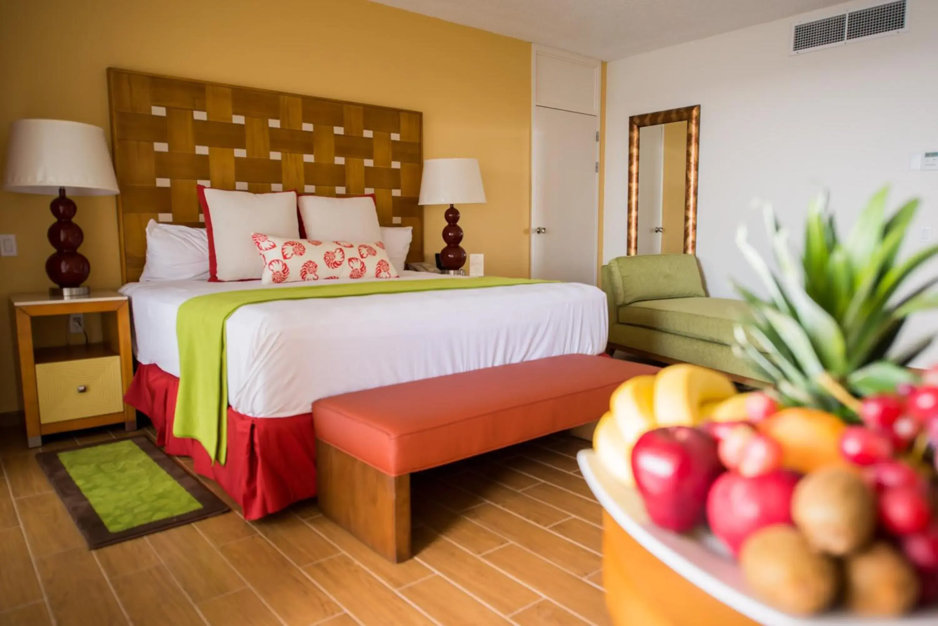 Sun Club Deluxe Ocean View King in Sunscape Curacao Resort Spa & Casino Sun Club Deluxe Ocean View King in Sunscape Curacao Resort Spa & Casino