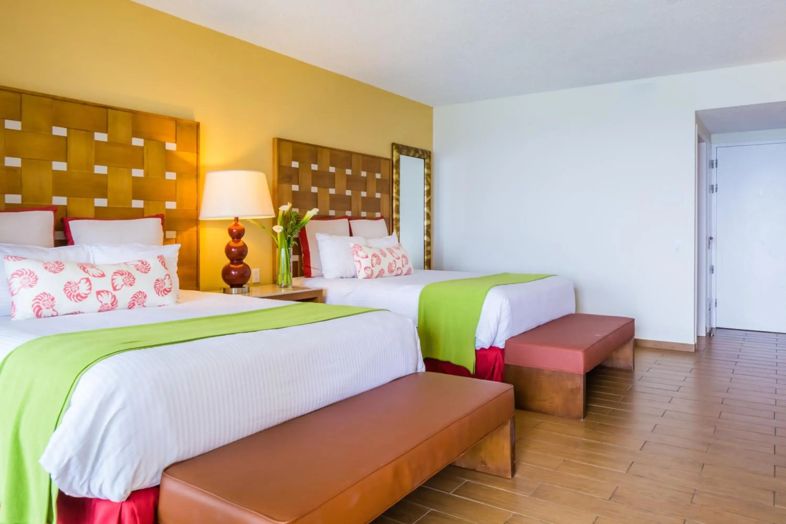 Bed in Sunscape Curacao Resort Spa & Casino Bed in Sunscape Curacao Resort Spa & Casino