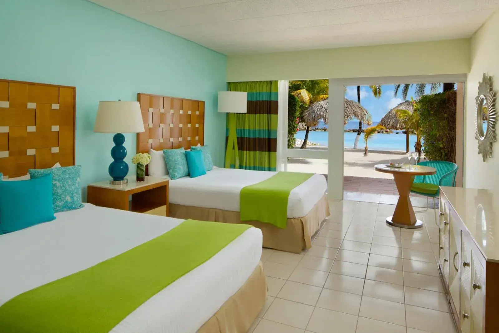 Premium Deluxe Ocean Front Double in Sunscape Curacao Resort Spa & Casino Premium Deluxe Ocean Front Double in Sunscape Curacao Resort Spa & Casino