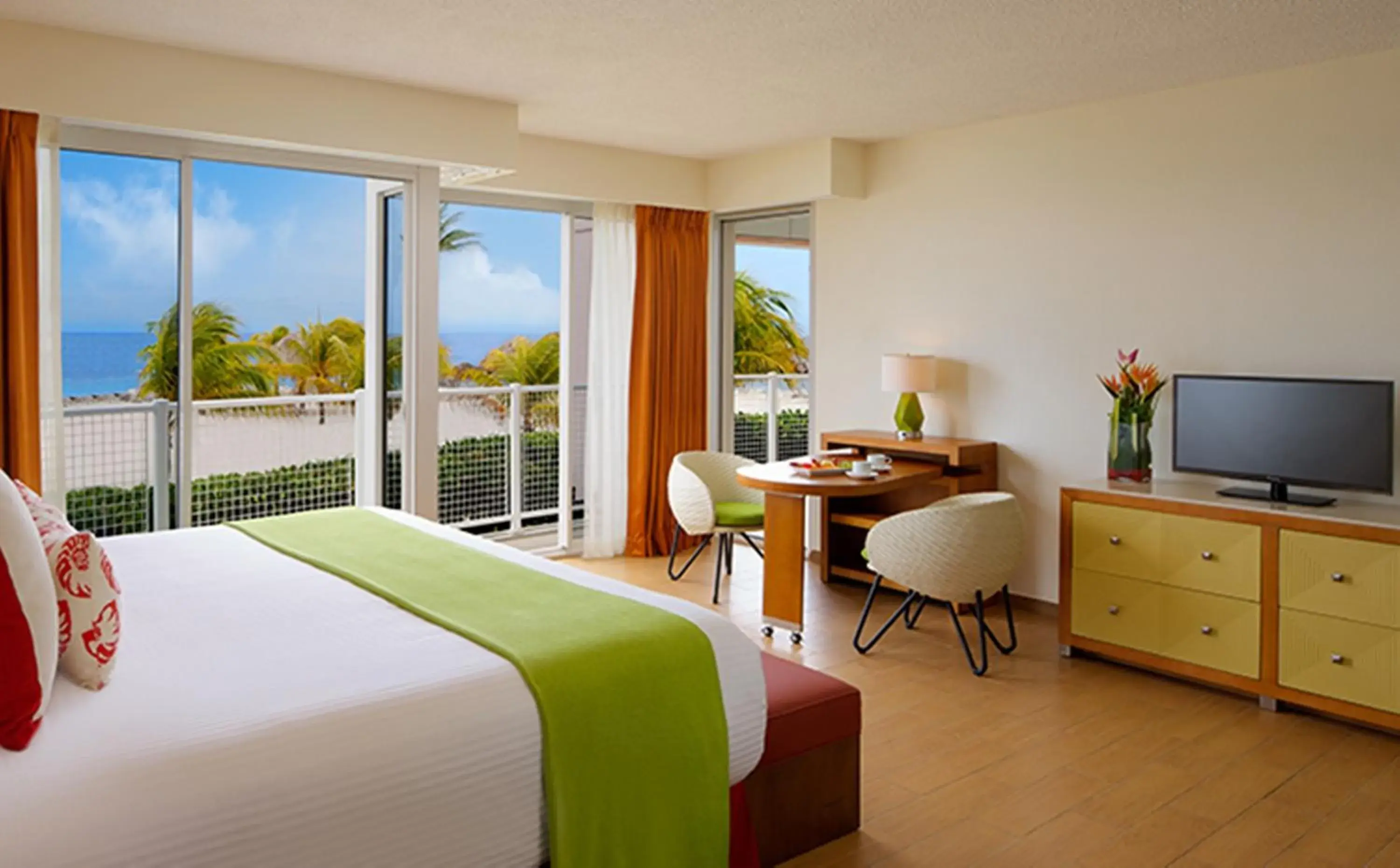 Deluxe Double Room, 2 Double Beds, Garden View - single occupancy in Sunscape Curacao Resort Spa & Casino Deluxe Double Room, 2 Double Beds, Garden View - single occupancy in Sunscape Curacao Resort Spa & Casino