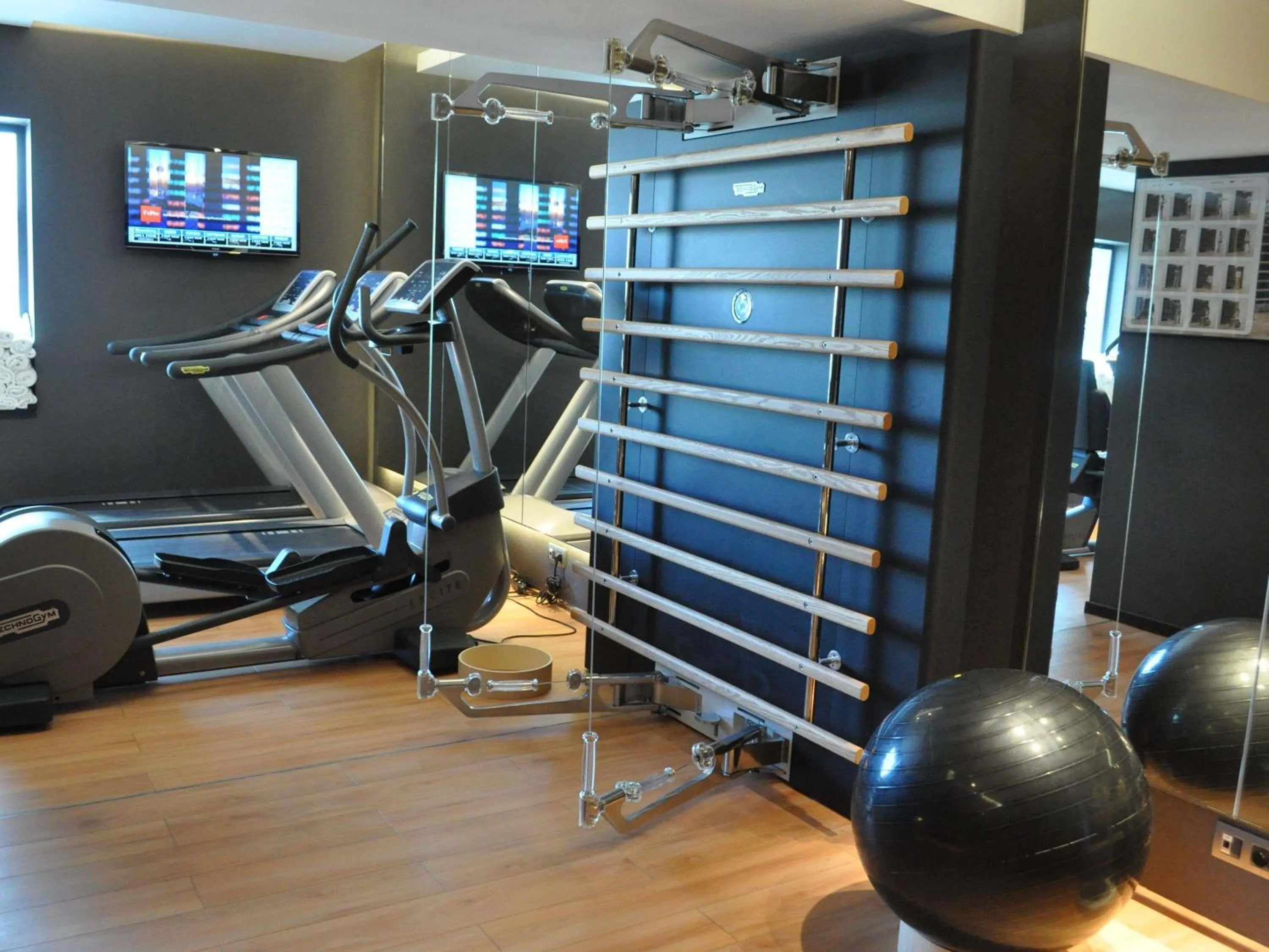 Fitness centre/facilities in Pullman Brussels Centre Midi