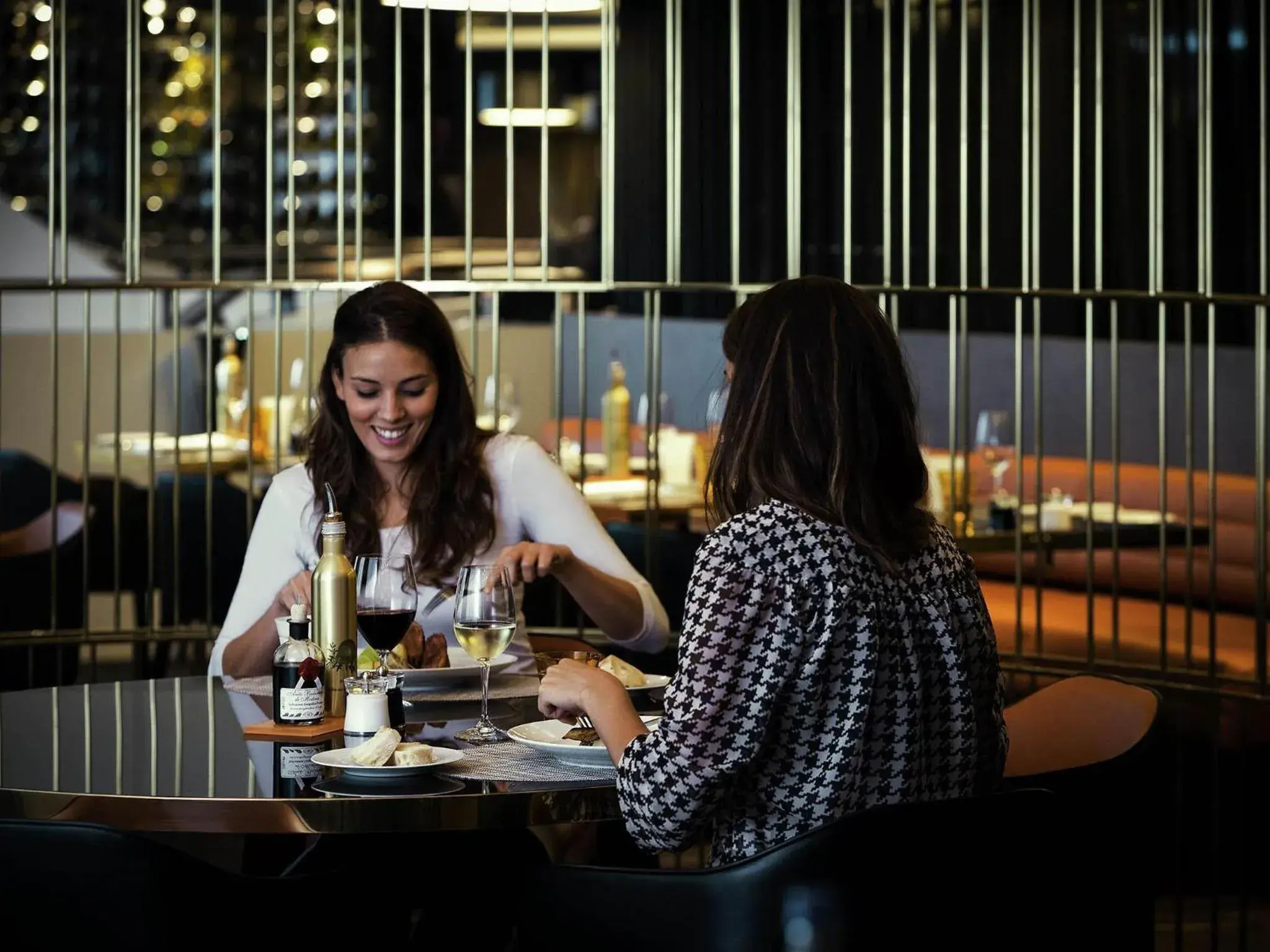 Restaurant/places to eat in Pullman Brussels Centre Midi Restaurant/places to eat in Pullman Brussels Centre Midi