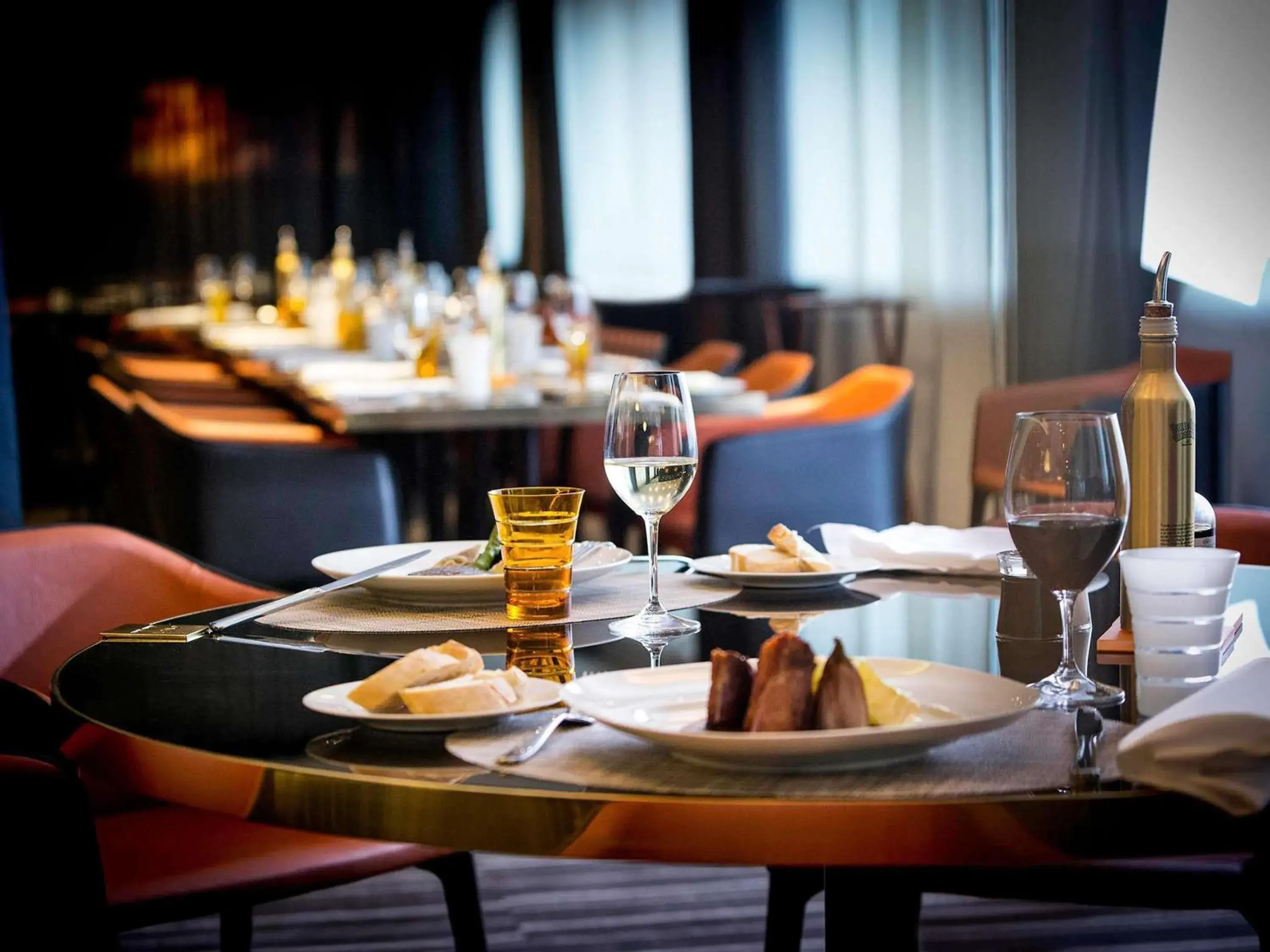 Restaurant/places to eat in Pullman Brussels Centre Midi Restaurant/places to eat in Pullman Brussels Centre Midi