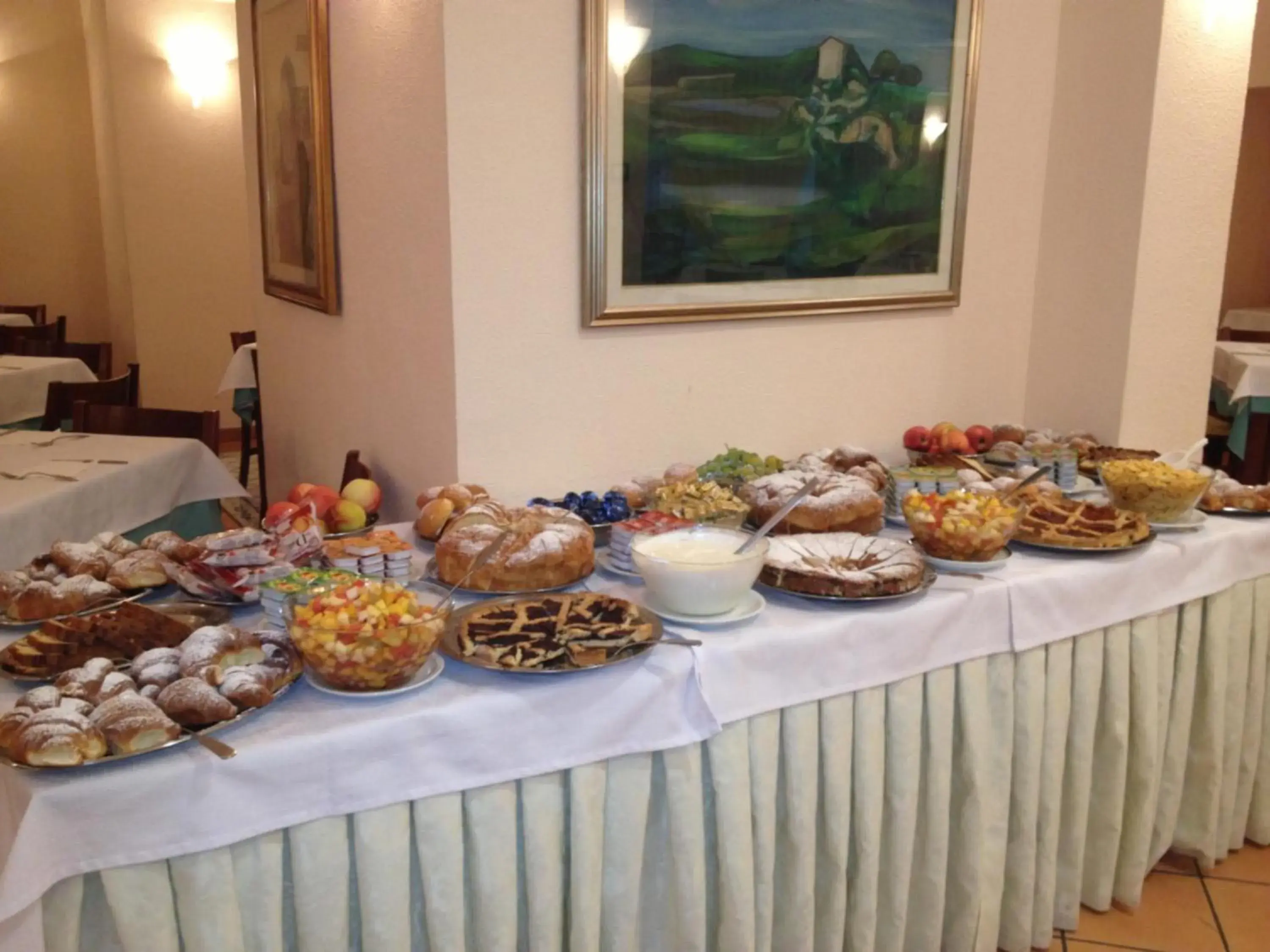 Food and drinks in Panorama Palace Hotel Food and drinks in Panorama Palace Hotel