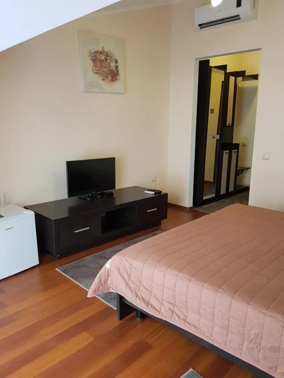 Bed in Helen Hotel