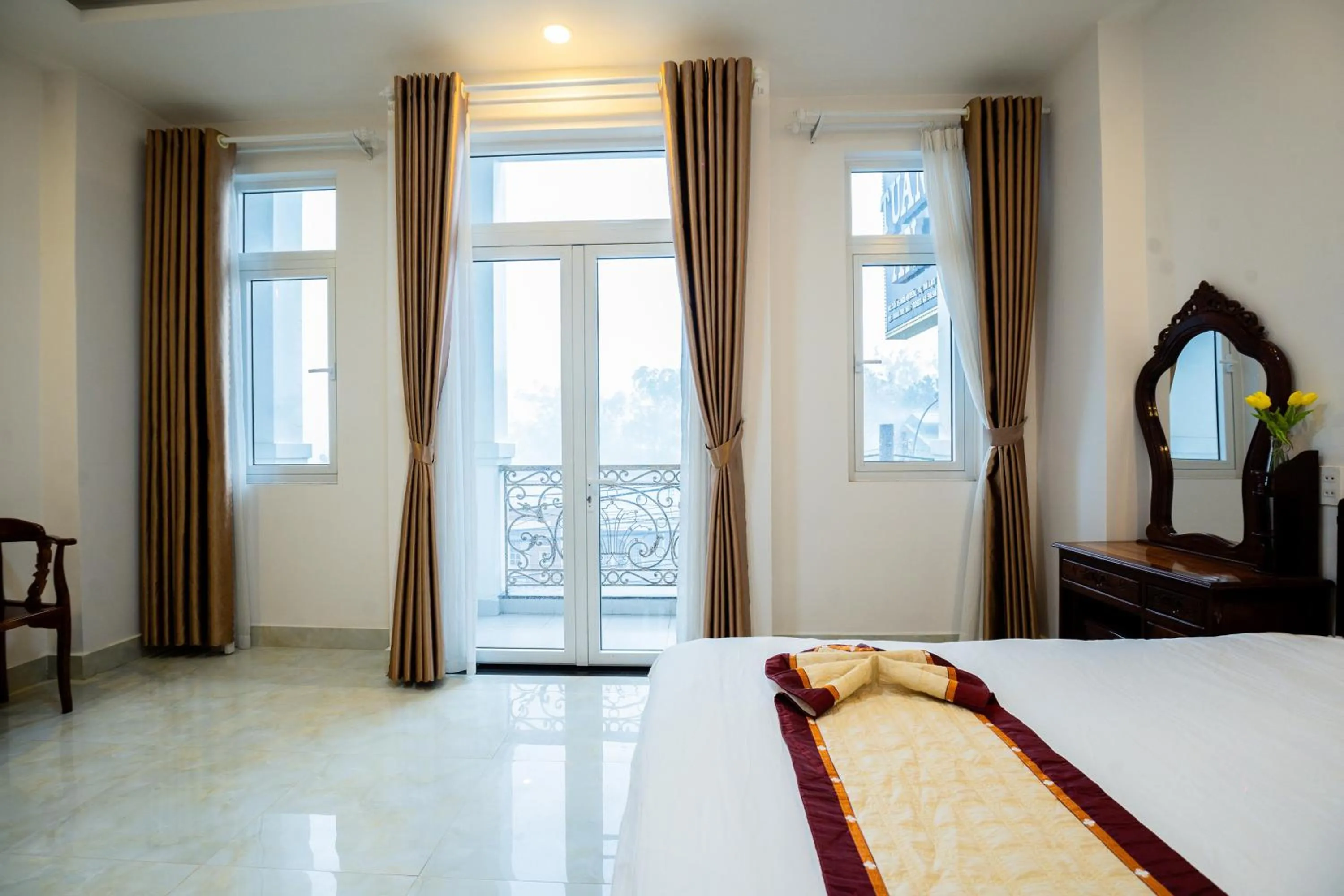 Bed in Tuấn An Hotel