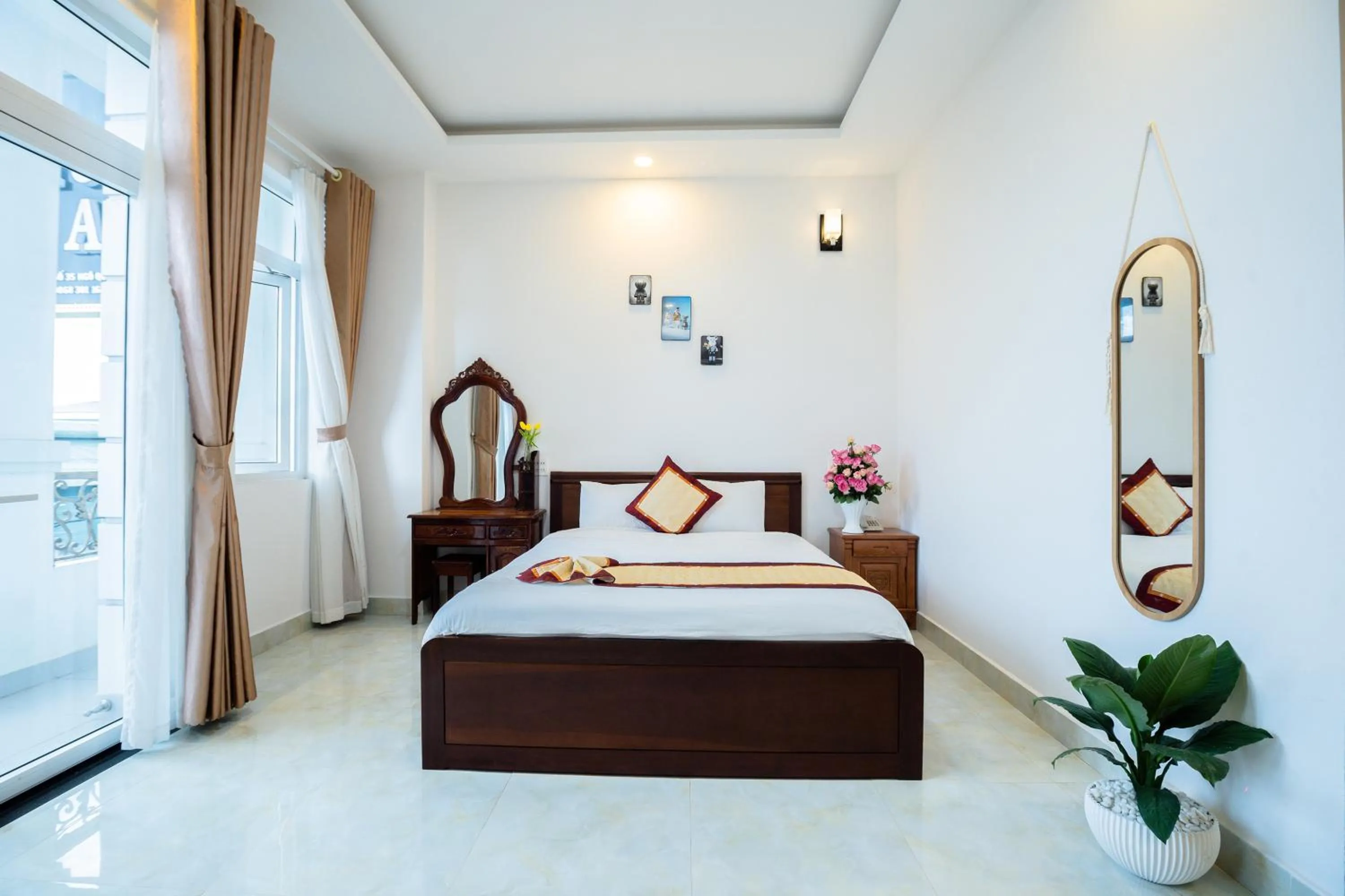 Bed in Tuấn An Hotel
