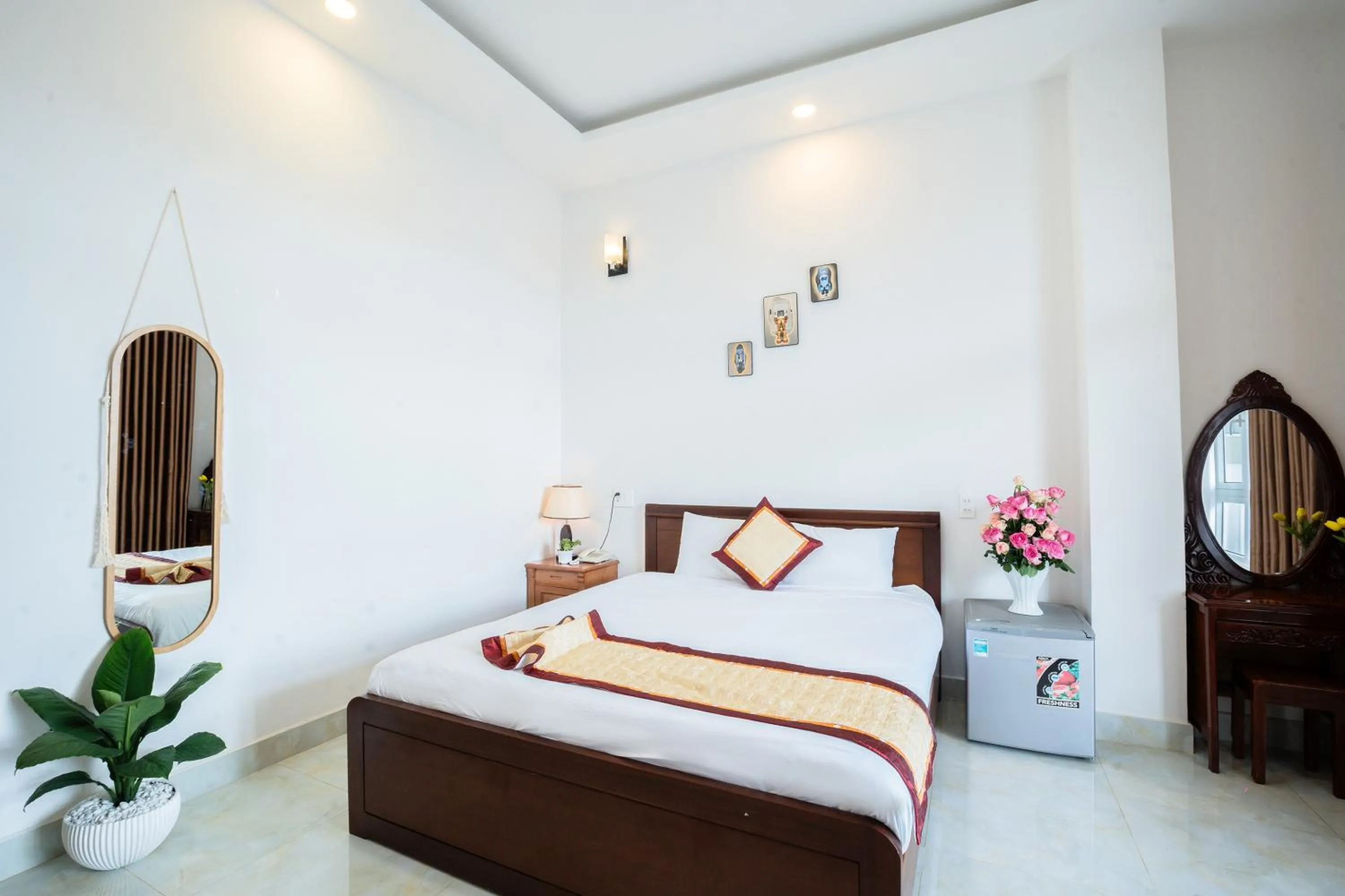 Bed in Tuấn An Hotel