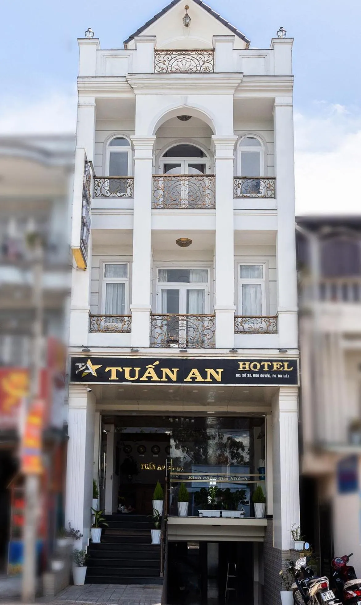 Property building in Tuấn An Hotel