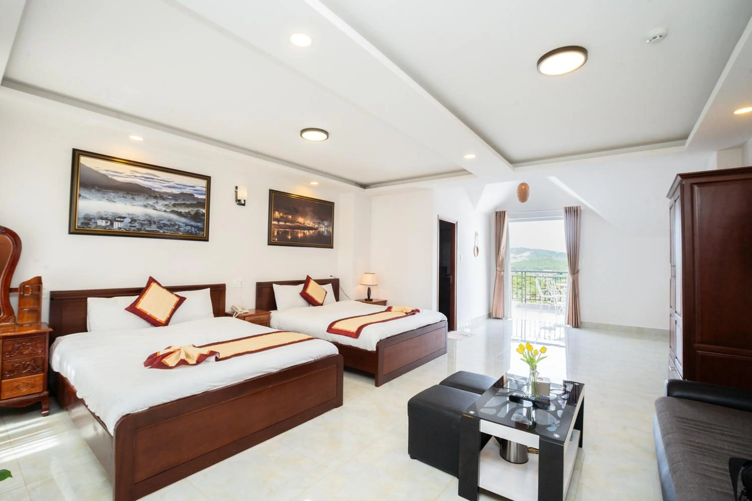 Bed in Tuấn An Hotel