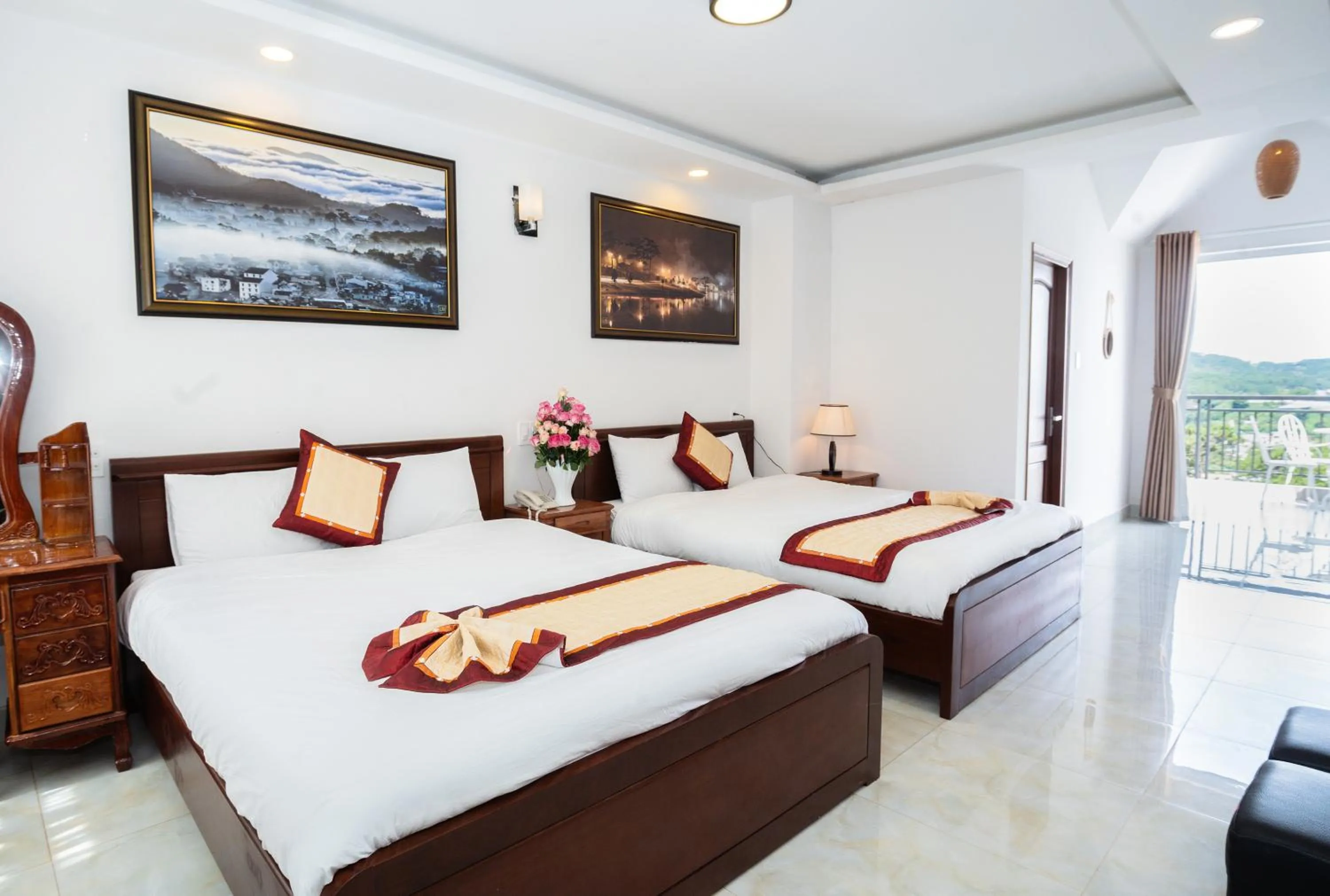 Bed in Tuấn An Hotel