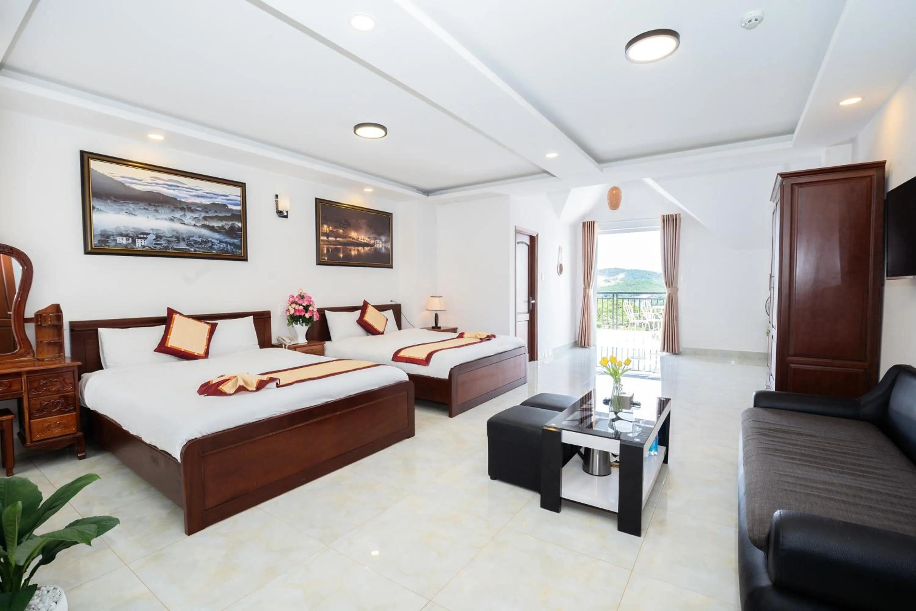 Bed in Tuấn An Hotel