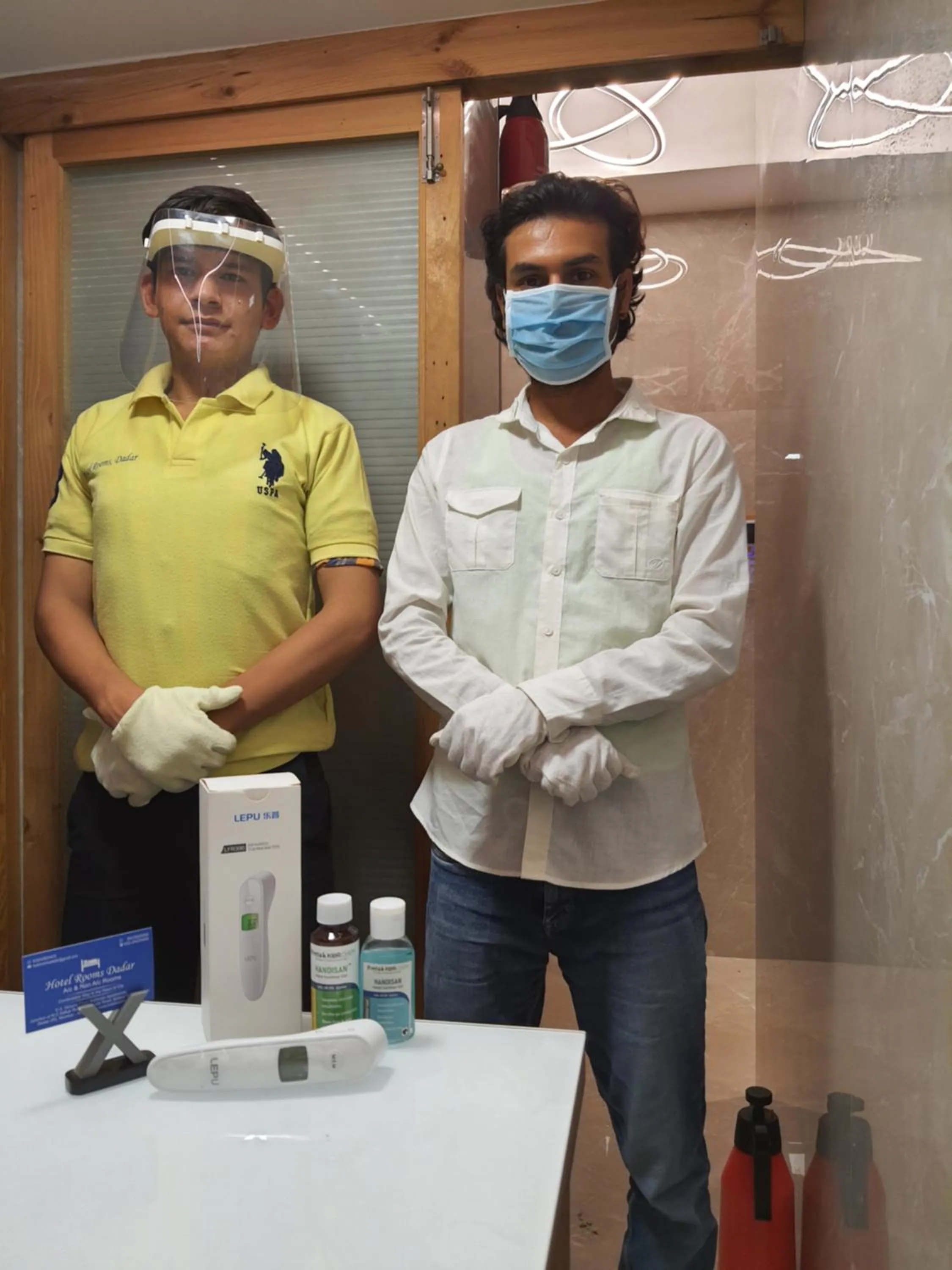 Staff in Hotel Rooms Dadar near Station