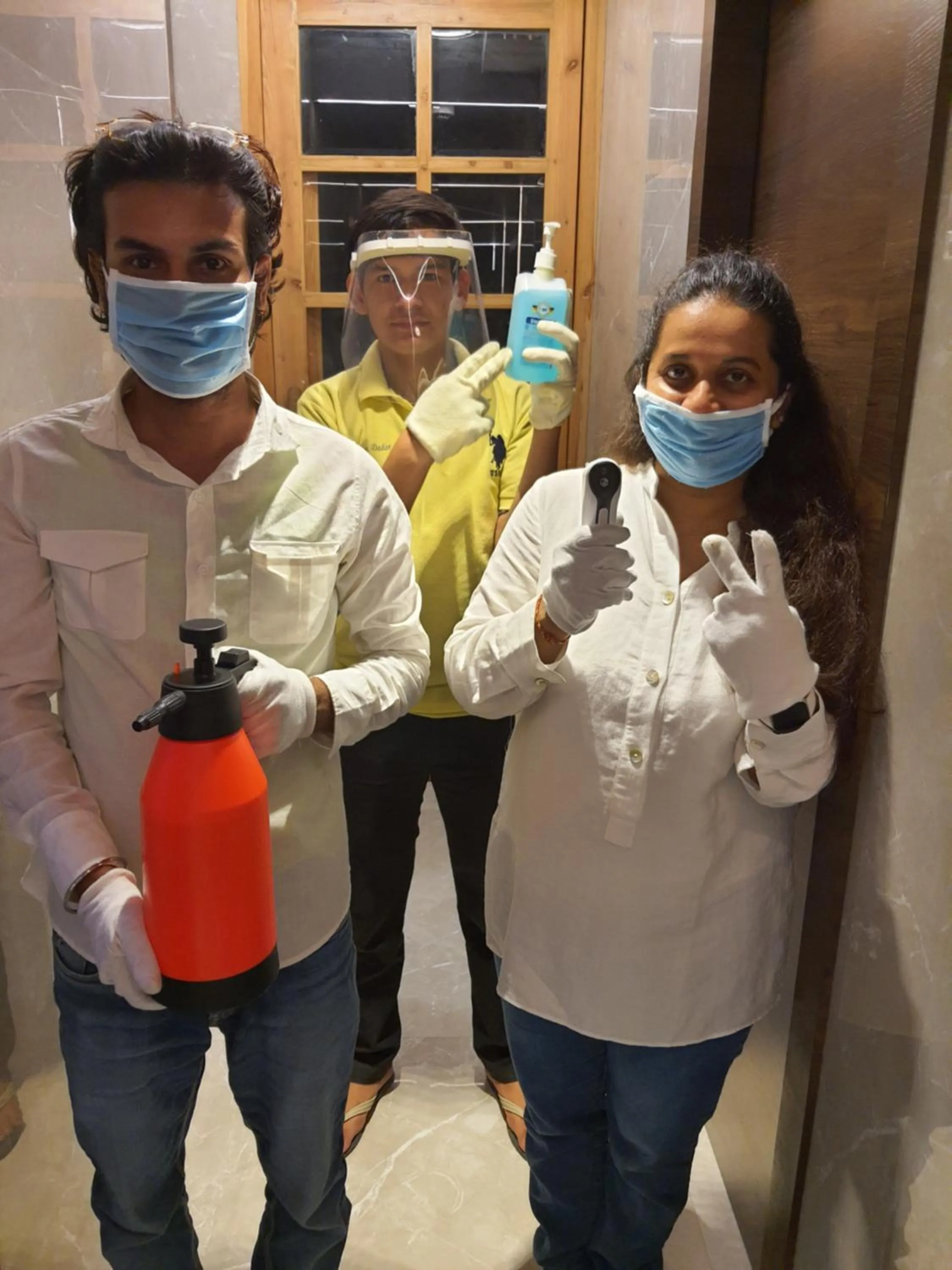 Staff in Hotel Rooms Dadar near Station