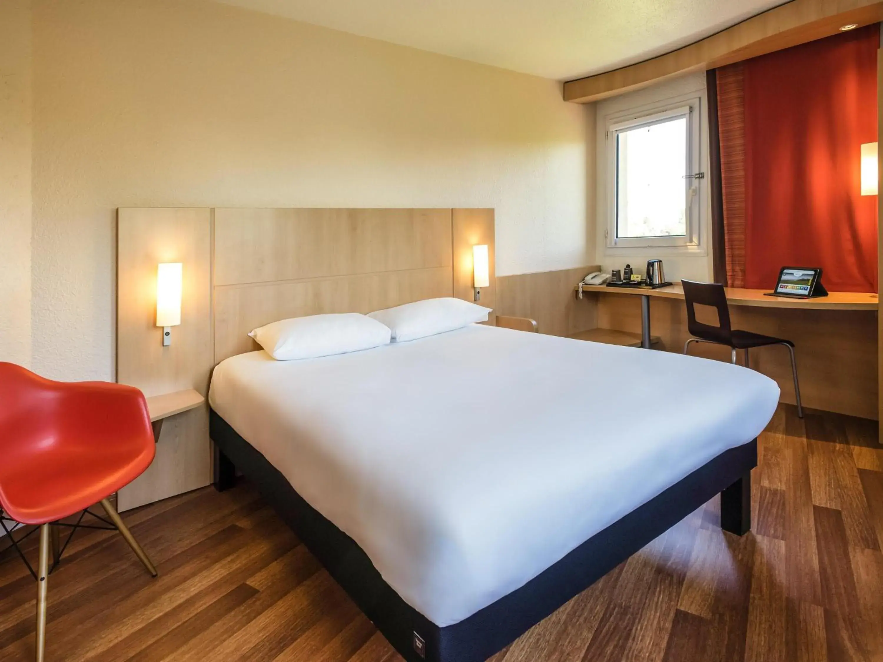 Standard Double Room in Ibis Château-Thierry Standard Double Room in Ibis Château-Thierry