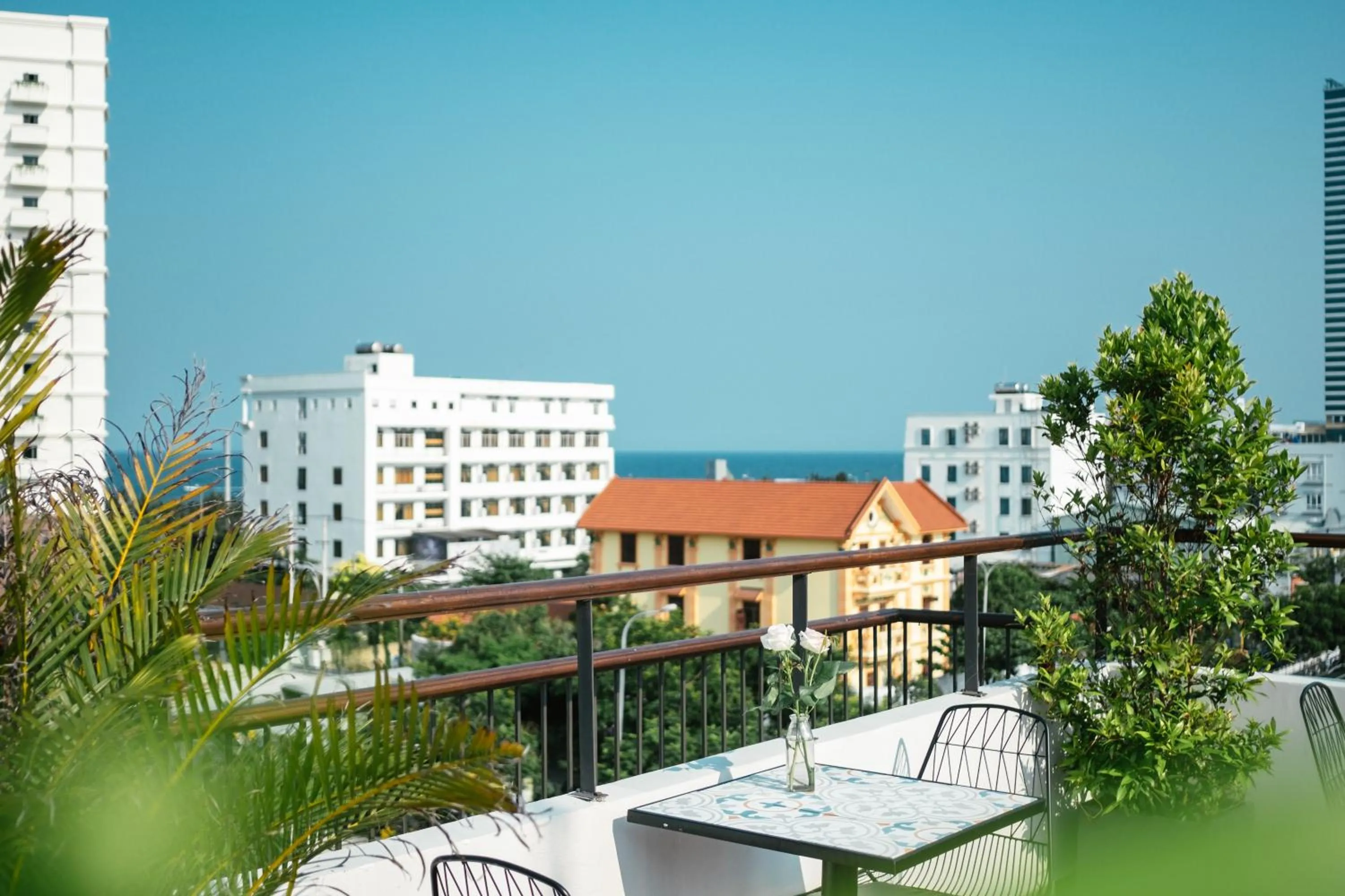 Property building in Casa Rosa Apartment