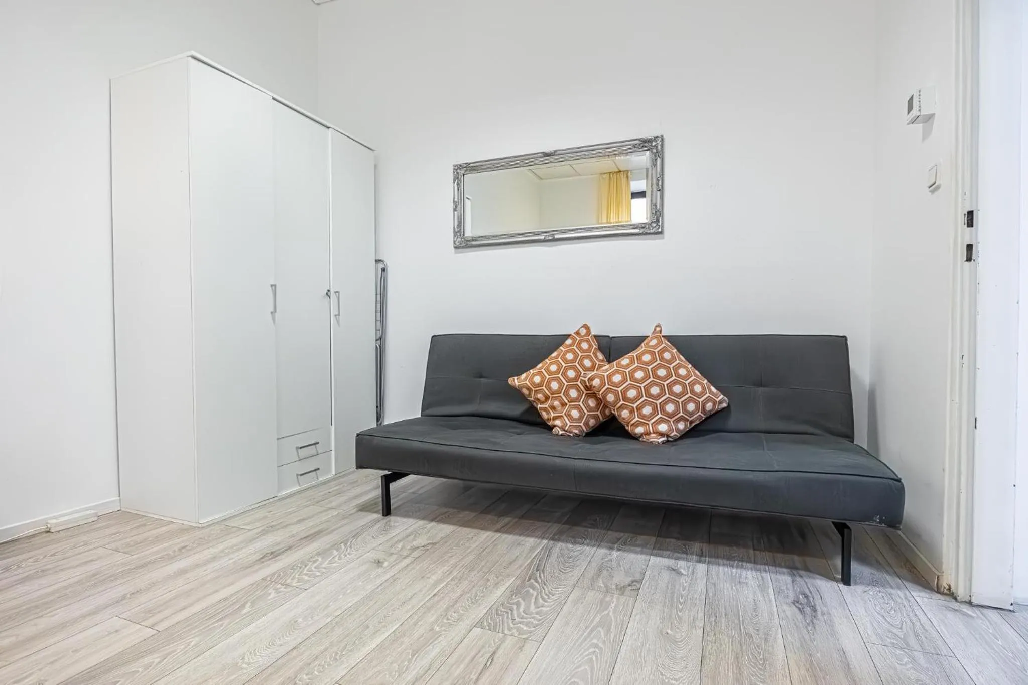 Seating area in Modern Apartment suitable for Longstays