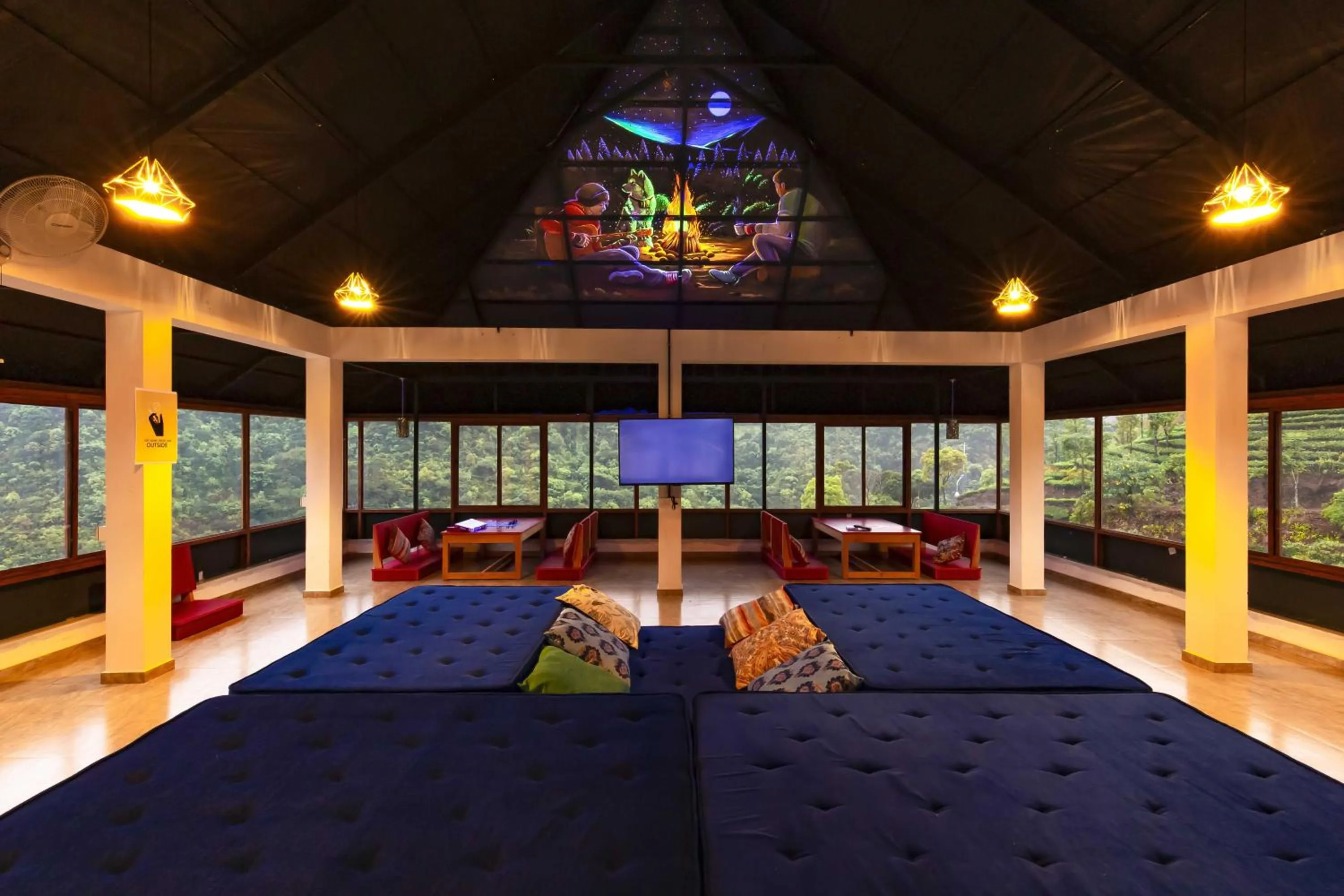 Seating area in Zostel Vagamon